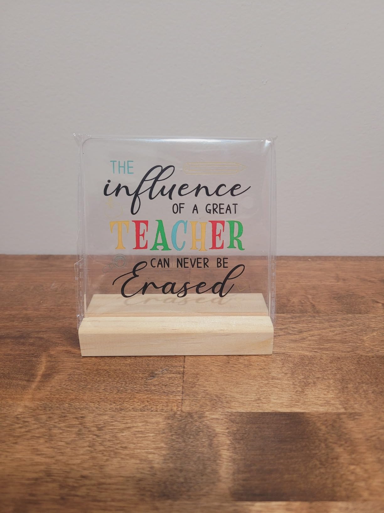 Work Bestie Gifts for Women, Funny Birthday Gifts for Friends Coworkers, Fave Person Office Decorative Signs Plaque for Desk customer photo 1