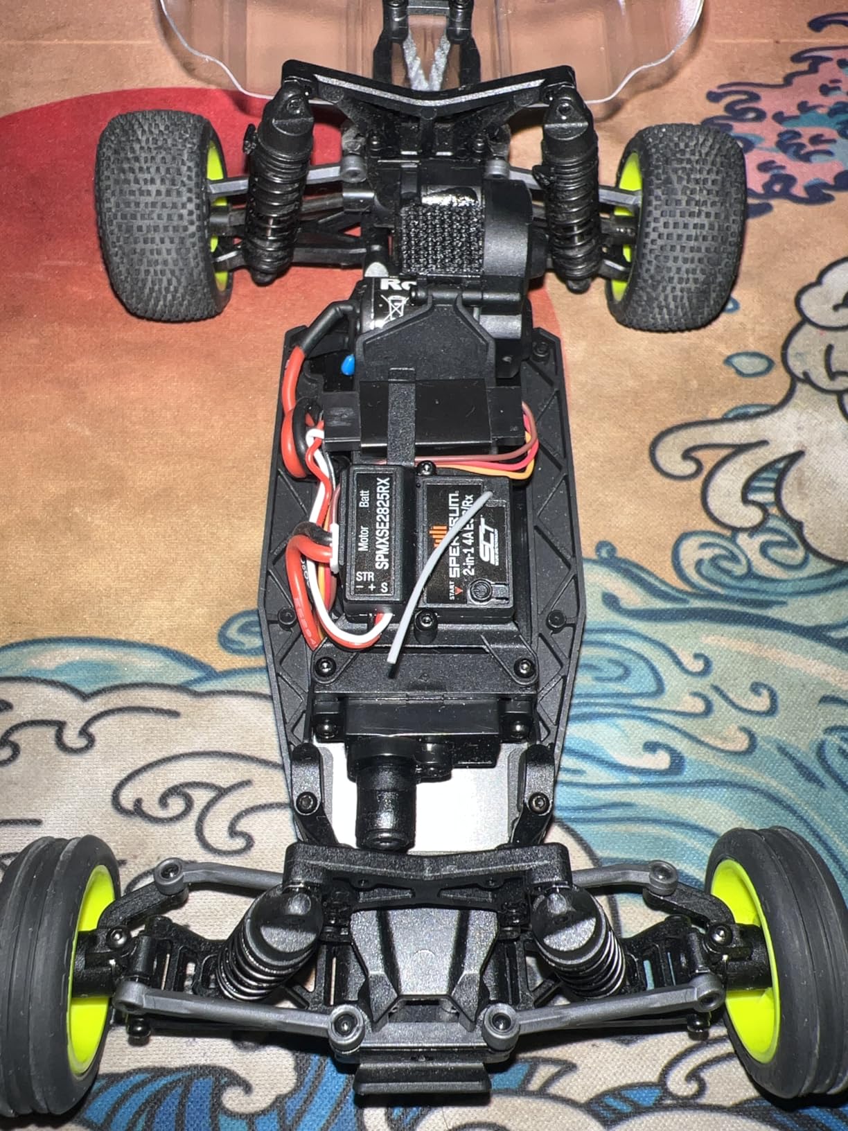 Losi Micro-B 2 Wheel Drive Buggy White RTR LOS00007T1 customer photo 2