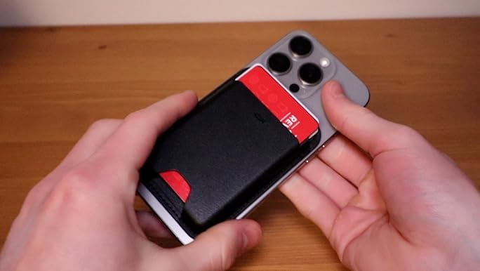 ESR for MagSafe Wallet with Adjustable Stand, 5 Card Holder customer photo 2