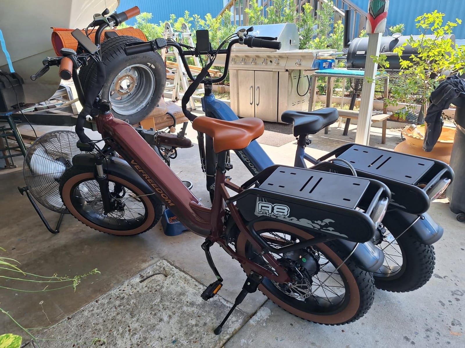 EUY Electric Bike for Adults with Peak 1500W Motor, 48V 20Ah Removable Battery Fast Ebike, Max 70Miles, 20
