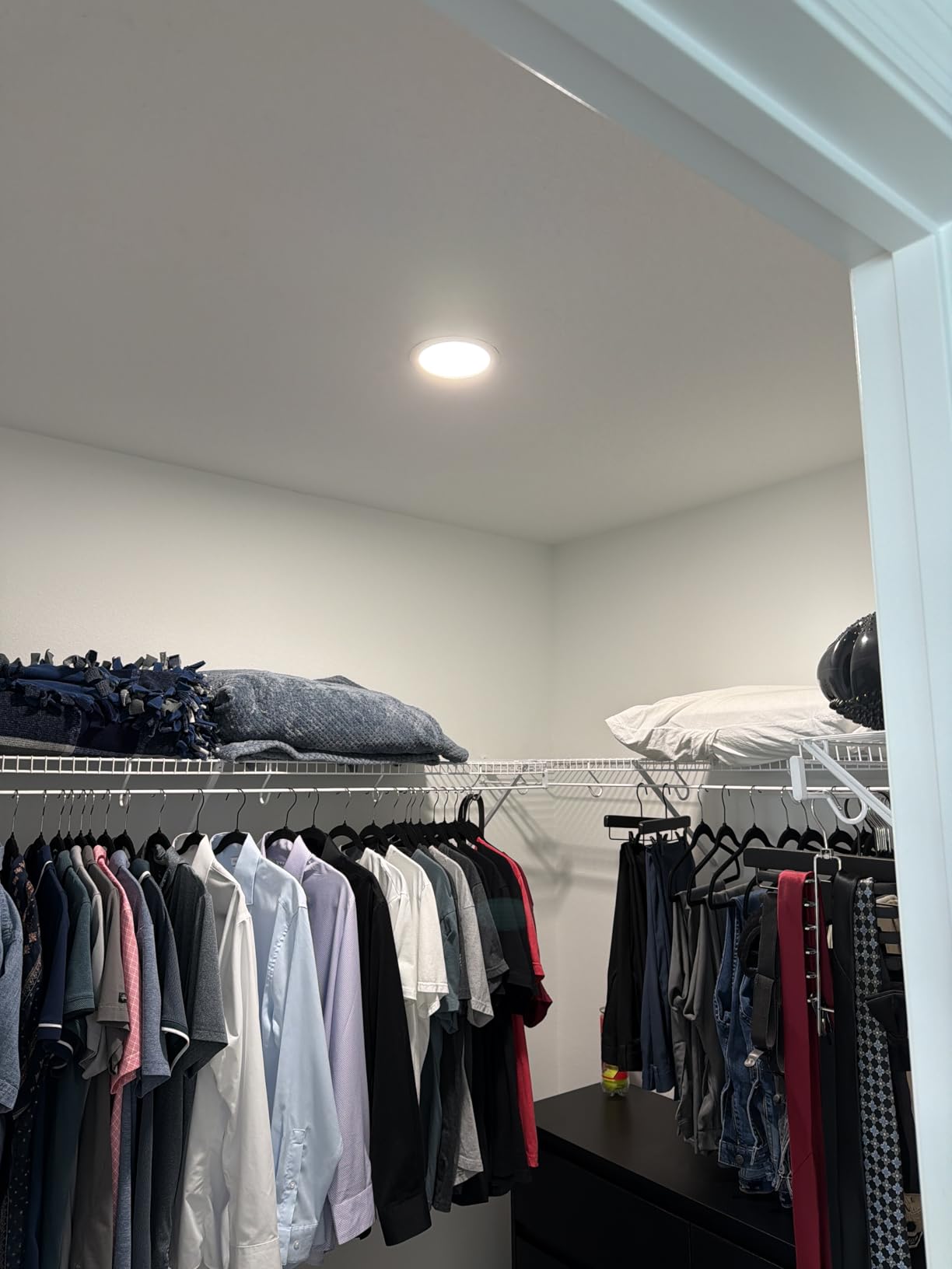 HALO HLB Canless LED Recessed Lighting 6 inch 5CCT Lumen Select 6PK | wafer light, IC-rated, AIR-TITE, wet rated for soffit/shower light, 800/1000/1200lm, 2700K-5000K, New Construction/Remodel customer photo 2