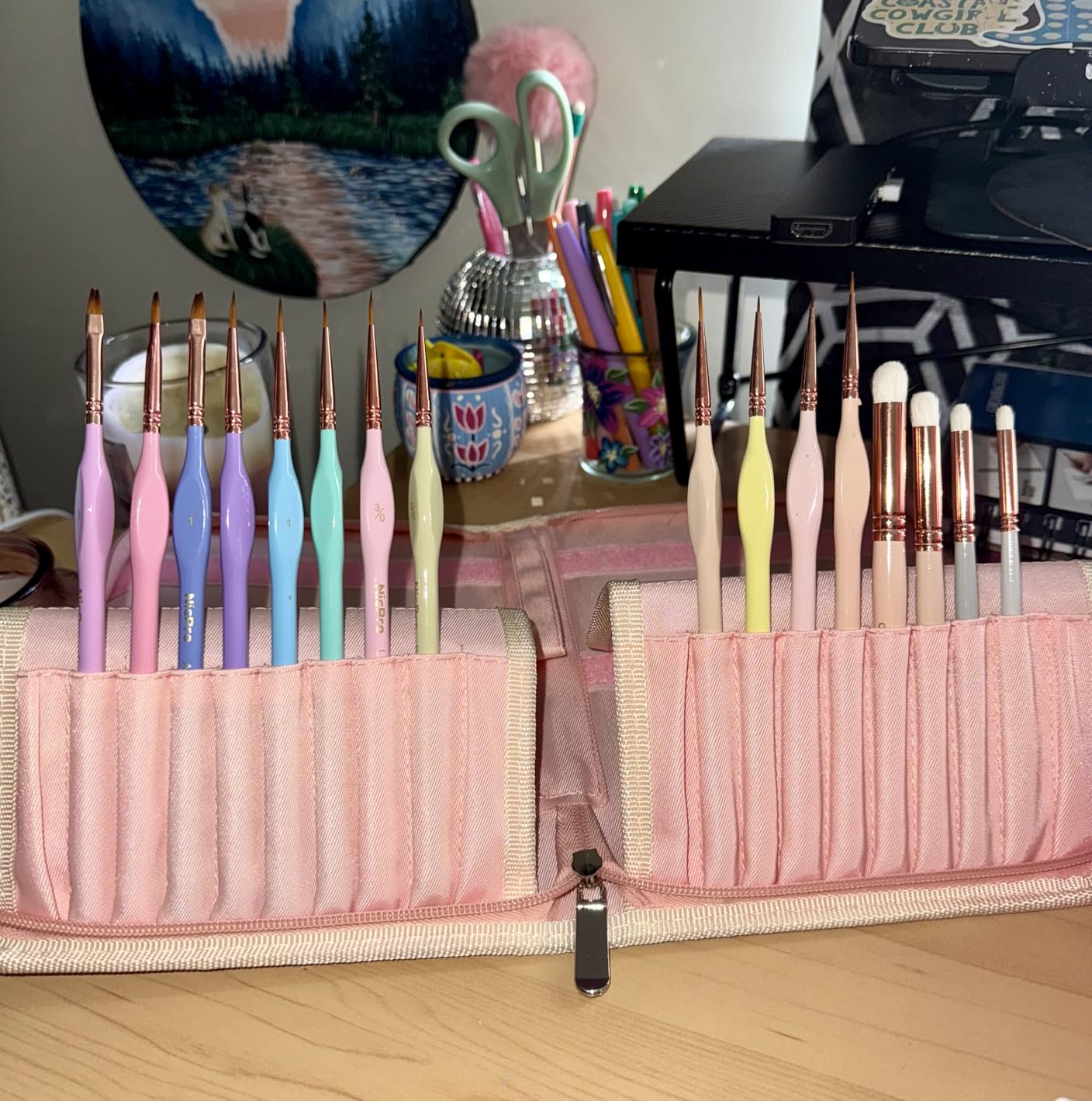Nicpro Professional Miniature Painting Kit with Wet Palette and Paint Brush | Stay Wet Palette, 16PCS Detail Paint Brushes Drybrush with Nylon Bag, 100PCS Pallet Paper customer photo 1