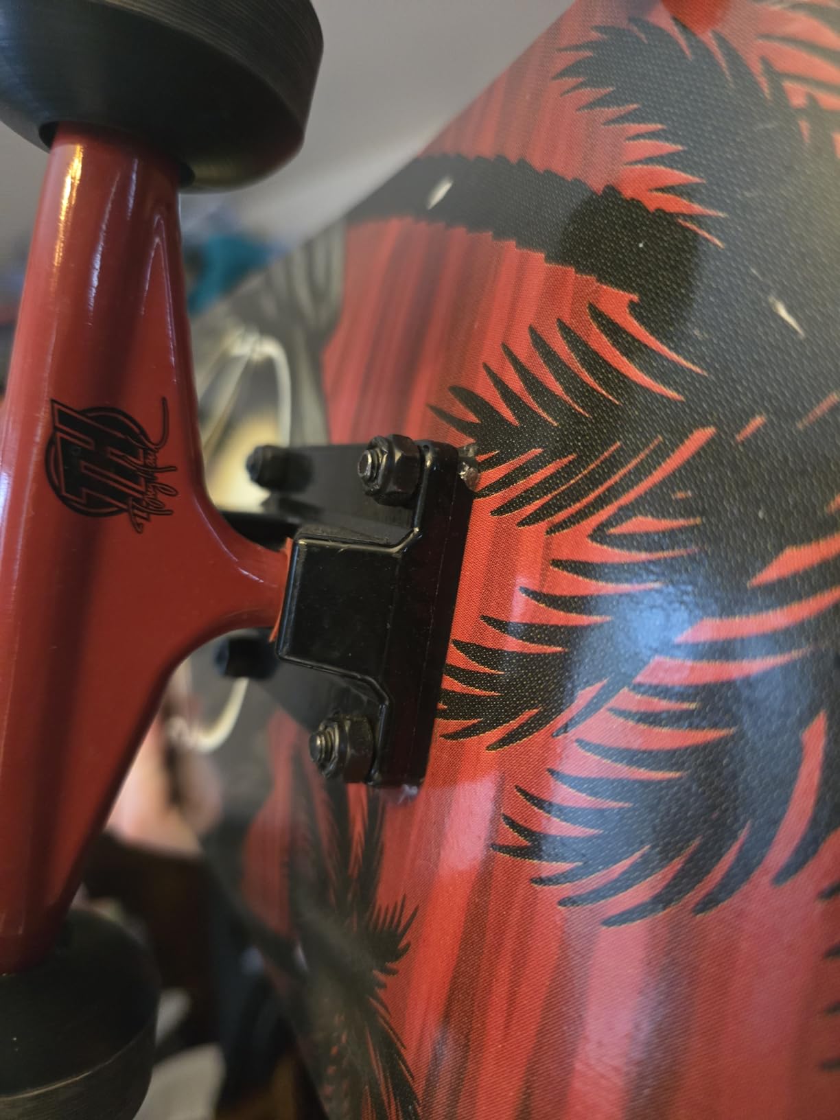 Tony Hawk - 31-Inch Signature Series 4 Skateboard, 9-Ply Maple Deck customer photo 1