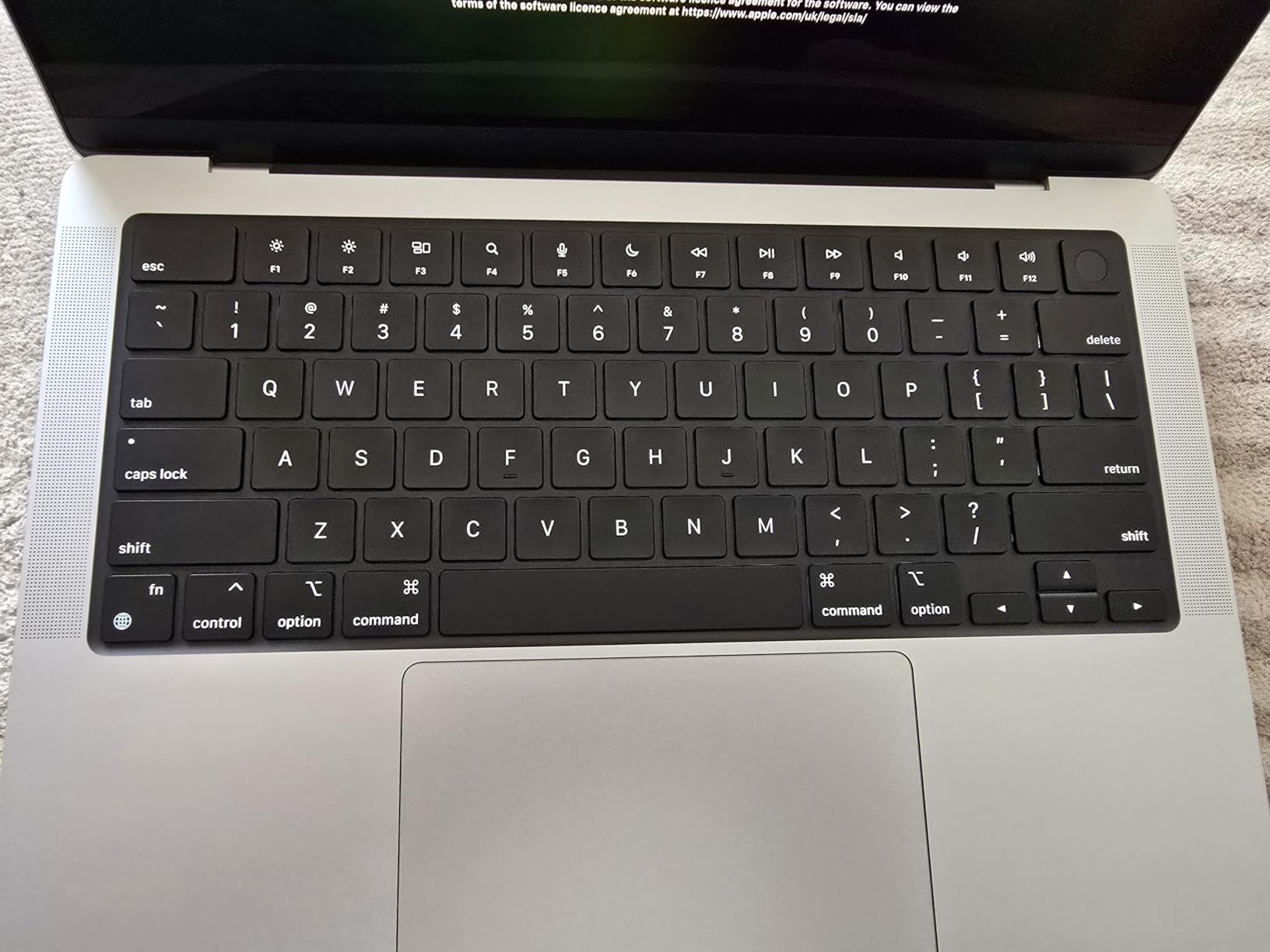 Apple 2024 MacBook Pro Laptop with M4 Pro, 12‑core CPU, 16‑core GPU: Built for Apple Intelligence 14.2-inch Liquid Retina XDR Display, 24GB Unified Memory, 512GB SSD Storage; Space Black customer photo 1