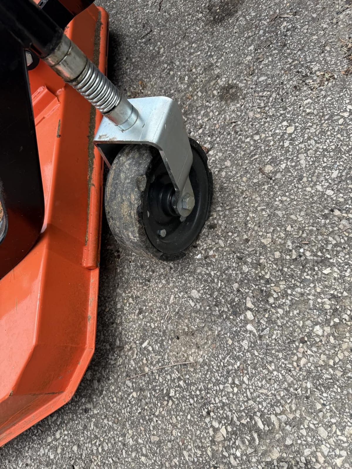 3 Point PTO 60'' Working Width Finish Mower Attachment for 18-50hp Tractor, Category 1 Hitch, 4-Tires, 0.4'' - 4.5'' Adjustable Cutting Height, Model FM150 customer photo 2