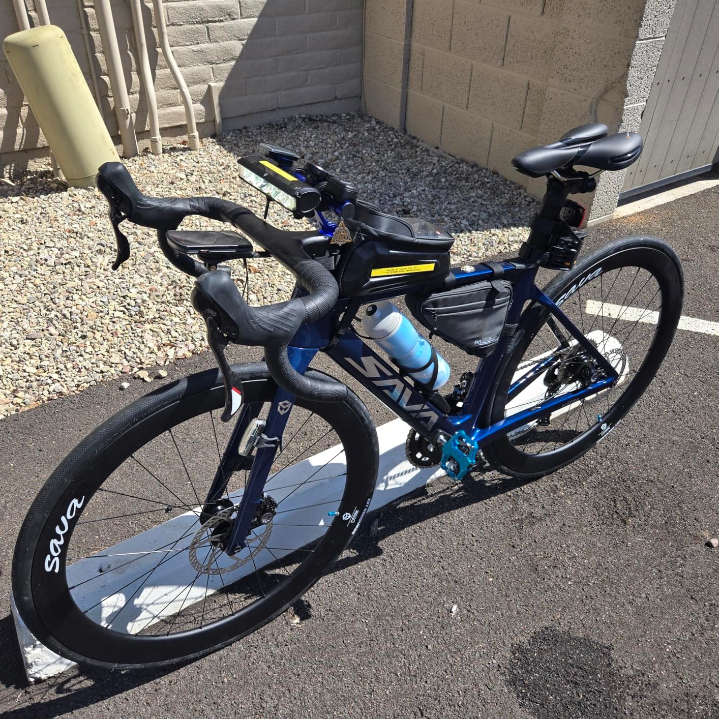 SAVADECK A7L Carbon Road Bike, T800 Carbon Fiber Frame 700C Racing Bicycle with Shimano 105 R7100 24 Speed Groupset and Hydraulic Disc Brake, Ultra-Light Carbon Bike for Man and Women customer photo 2