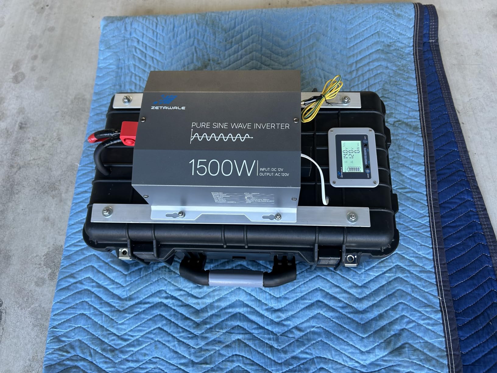 2500W Pure Sine Wave Inverter 12V DC to 120V AC with Built-in ATS for RVs | 5000W Peak, Auto Transfer Switch, LCD Remote, 2AC Outlets, USB & Type-C, Hardwire Ready for RV Electrical Systems, Off Grid Use customer photo 2