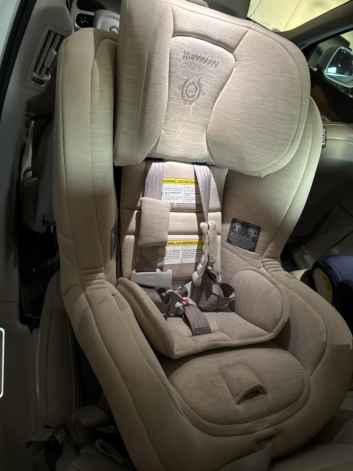 UPPAbaby Rove Convertible Car Seat - 2-in-1 Rear + Forward Facing - Quick + Secure 3-Step Install - Intuitive Safety Technology + Comfort Features - Cup Holder Included - Jake (Black Mélange) customer photo 2