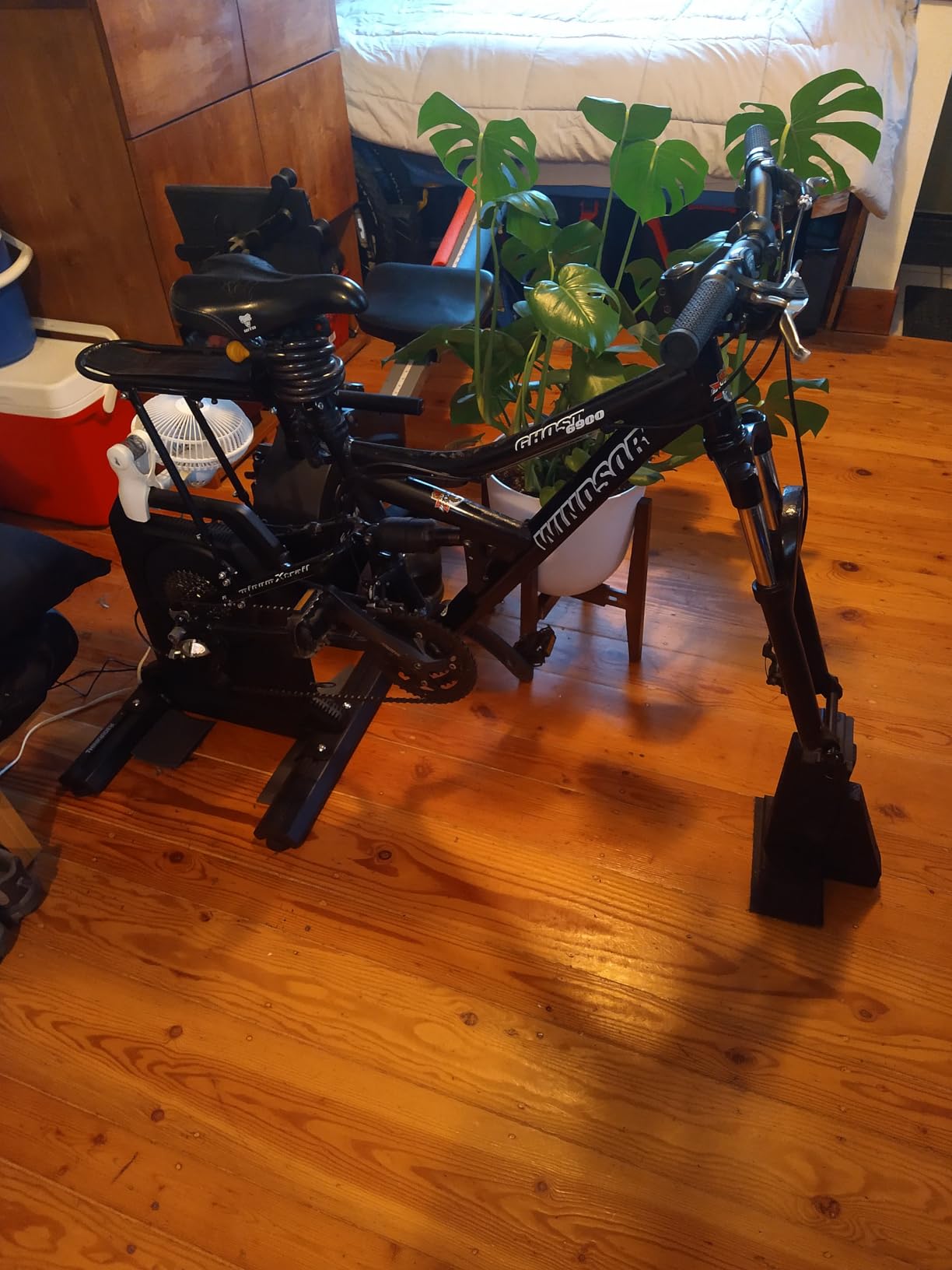 ThinkRider XXPRO Smart Bike Trainer, 2500W, 25% Gradient, ANT+ & BLE, Direct Drive customer photo 2