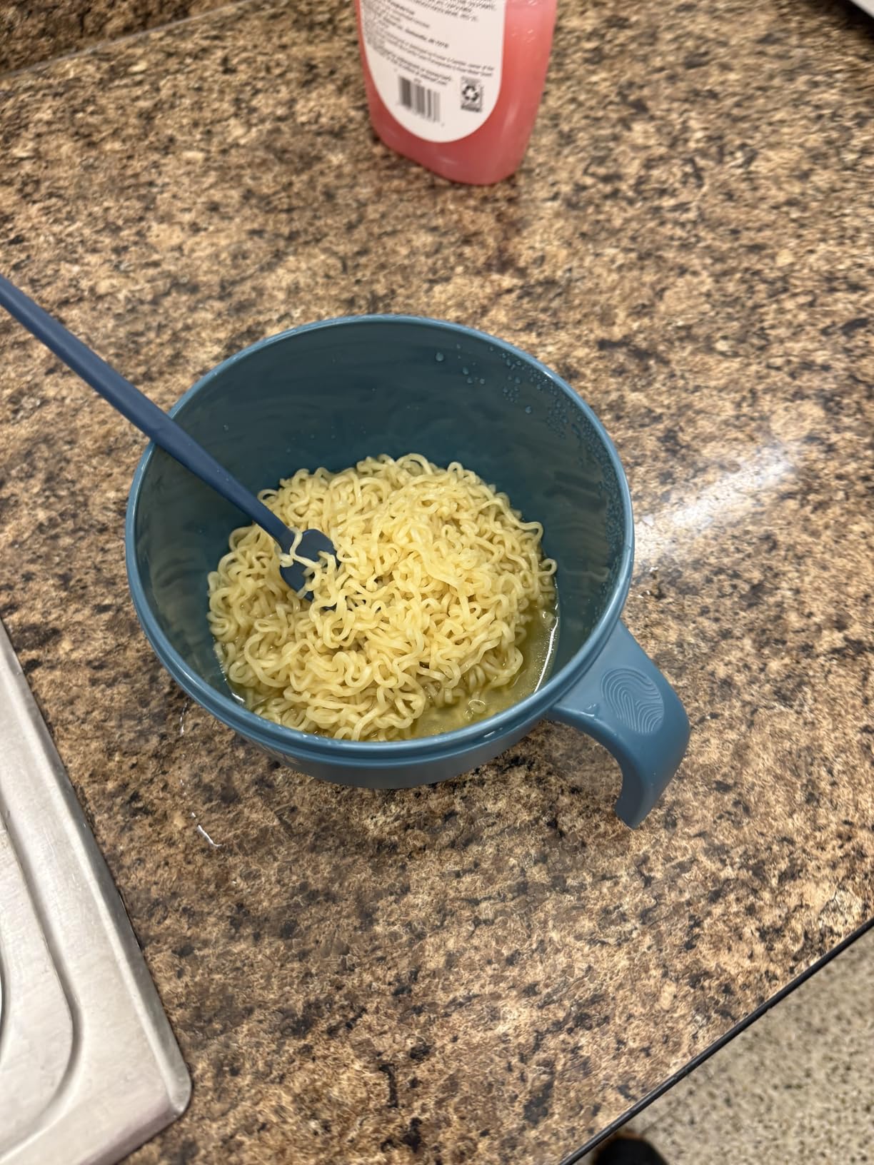 Layron Large Ramen Bowl, Ramen Noodle Bowls Microwavable 45 oz, Ramen Cooker, Microwave Pasta Cooker, Ramen Bowl Microwave Gift for College Boys Girls Male Female Dorm Room (blue) customer photo 1
