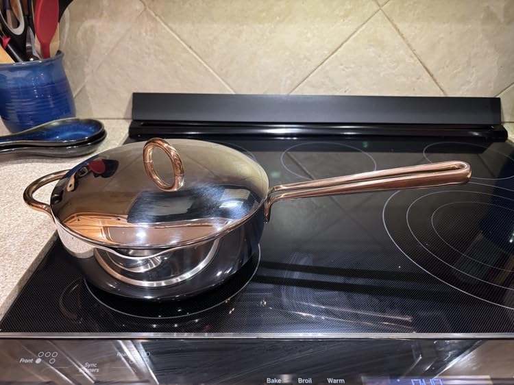 Great Jones 3-Quart Stainless Steel Sauce Pan With Lid - Non Toxic customer photo 1