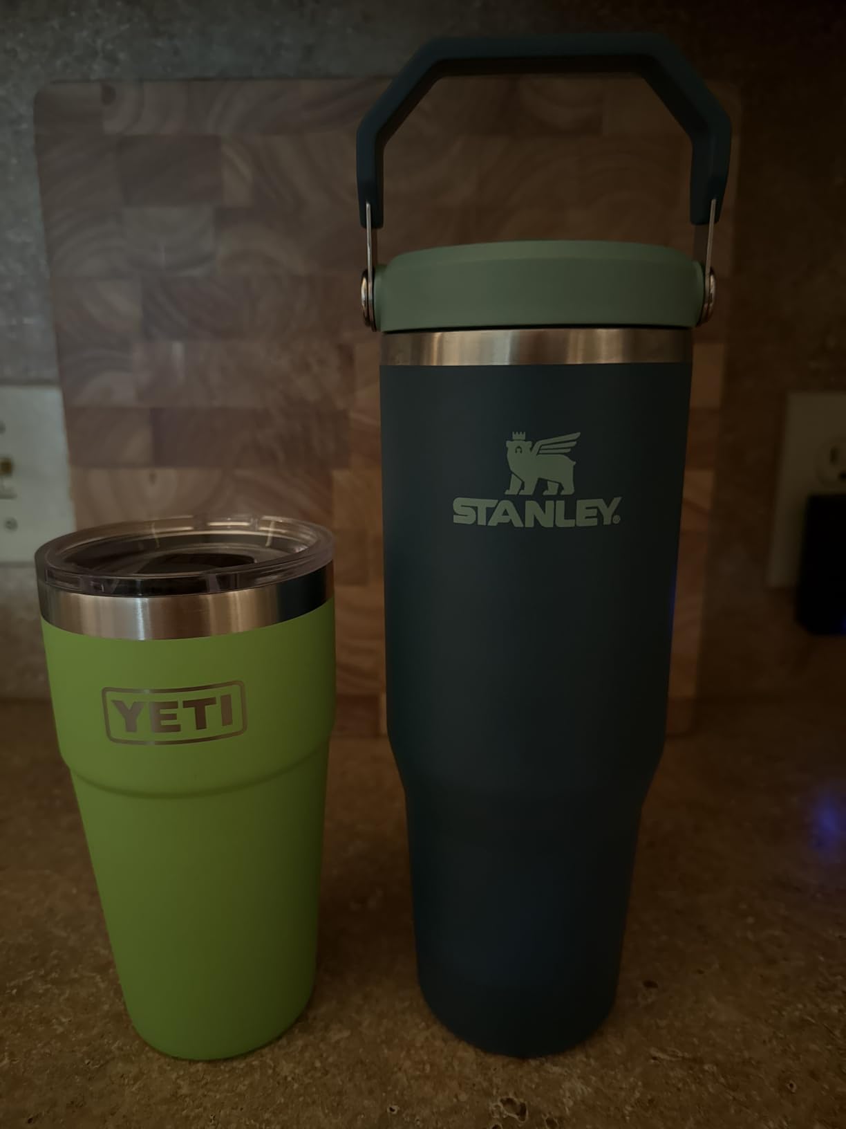 Stanley IceFlow 2.0 Flip Straw Tumbler, 30 oz, Lilac, Easy Carry Handle, Twist On Lid and Flip Up Straw, Leak Resistant Water Bottle, Insulated Stainless Steel, BPA-Free customer photo 2