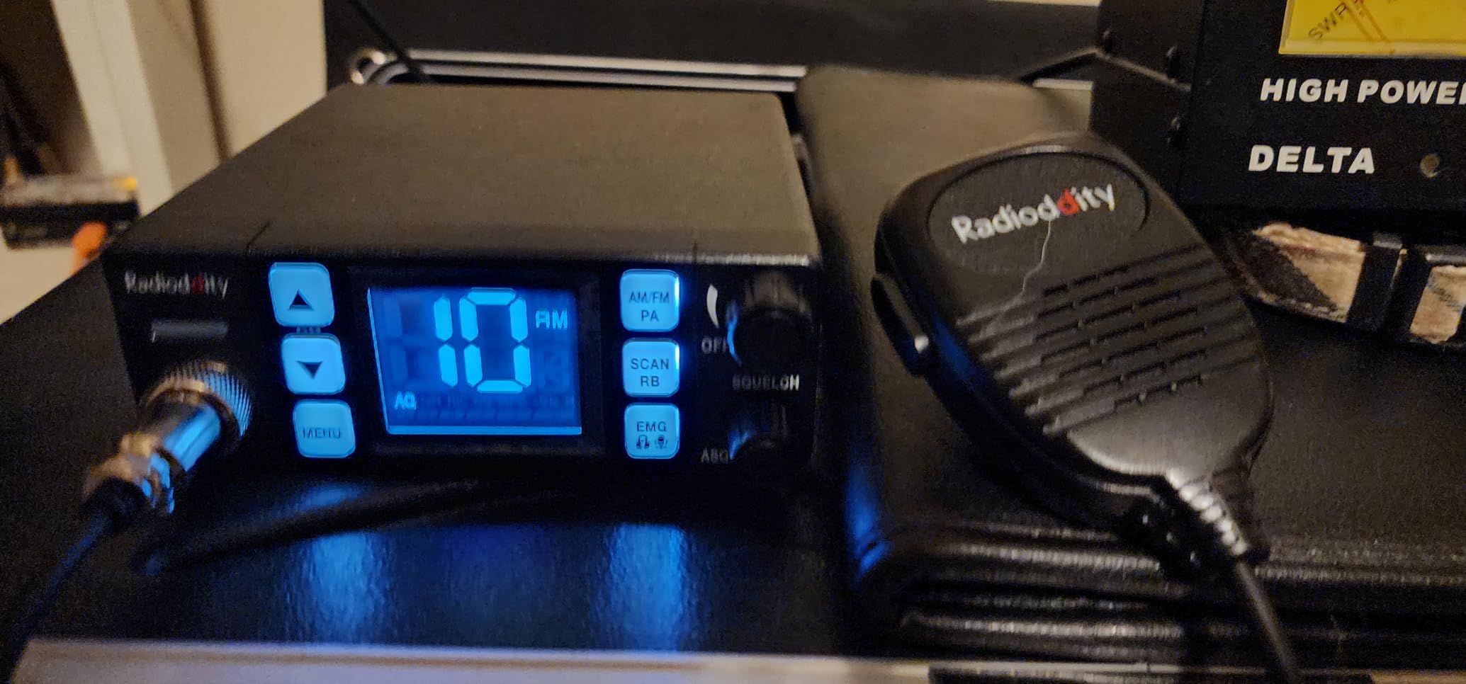 Radioddity CB-606 CB Radio AM/FM/PA, 40 Channels, 4W, 40 Channel, VOX, Compact Mobile Transceiver 2.2