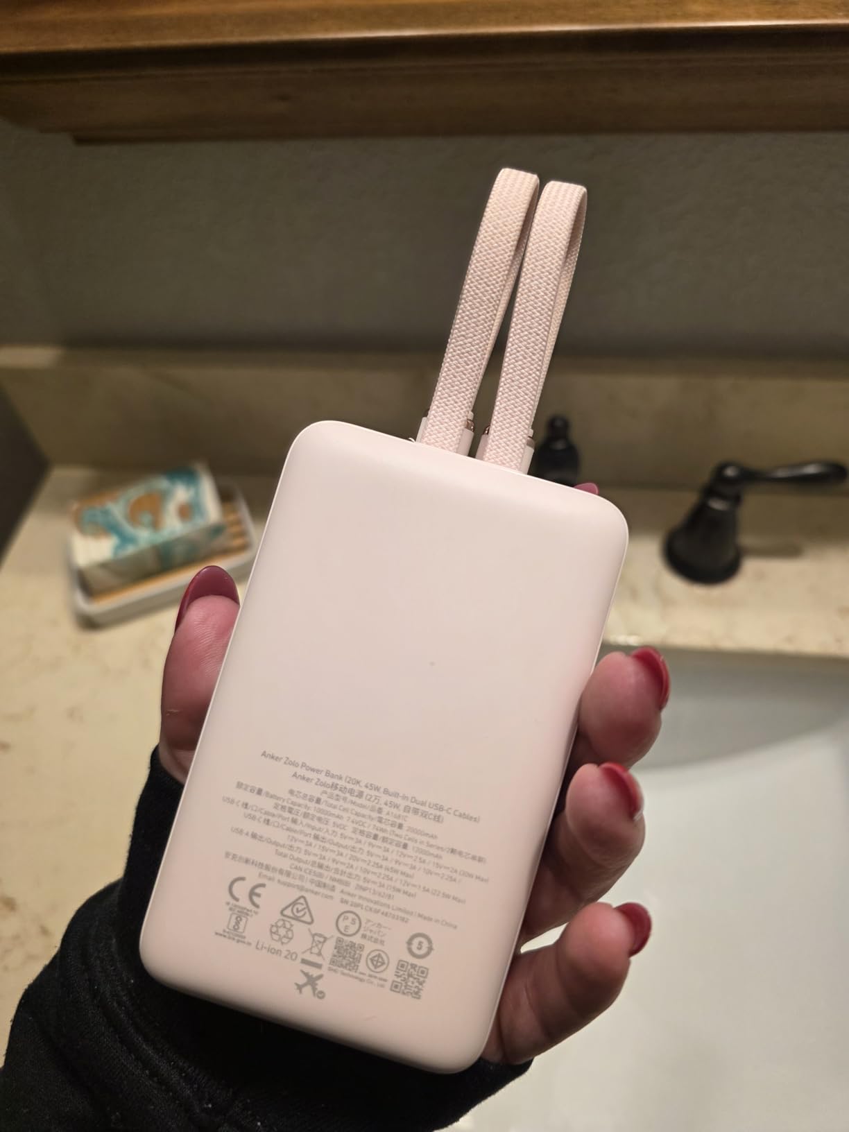 Anker Power Bank,20,000mAh 45W Portable Charger,Dual Built-in USB-C Cables | 20,000mAh Battery Pack with Dual Built-In Cables, USB-C and USB-A Ports, for iPhone 17 / 16 Series, Galaxy, MacBook, and More customer photo 2