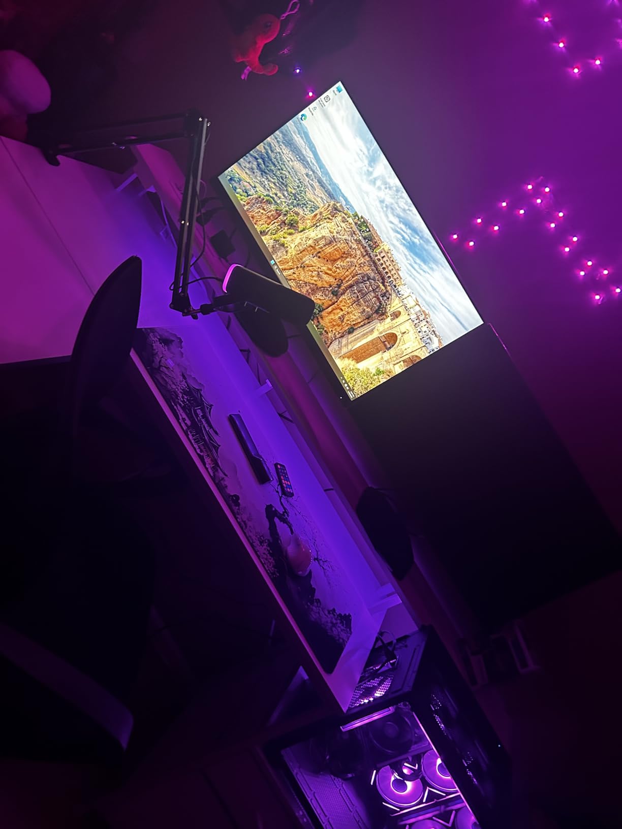 YAWYORE Gaming PC Desktop Computer AMD R5 5600GT 16GB 1TB NVMe Towers WiFi | 16GB DDR4 3200MHz, 1TB M.2 NVMe PCIe, 550W 80PLUS PSU, WiFi BT, Game Design Office Console customer photo 1