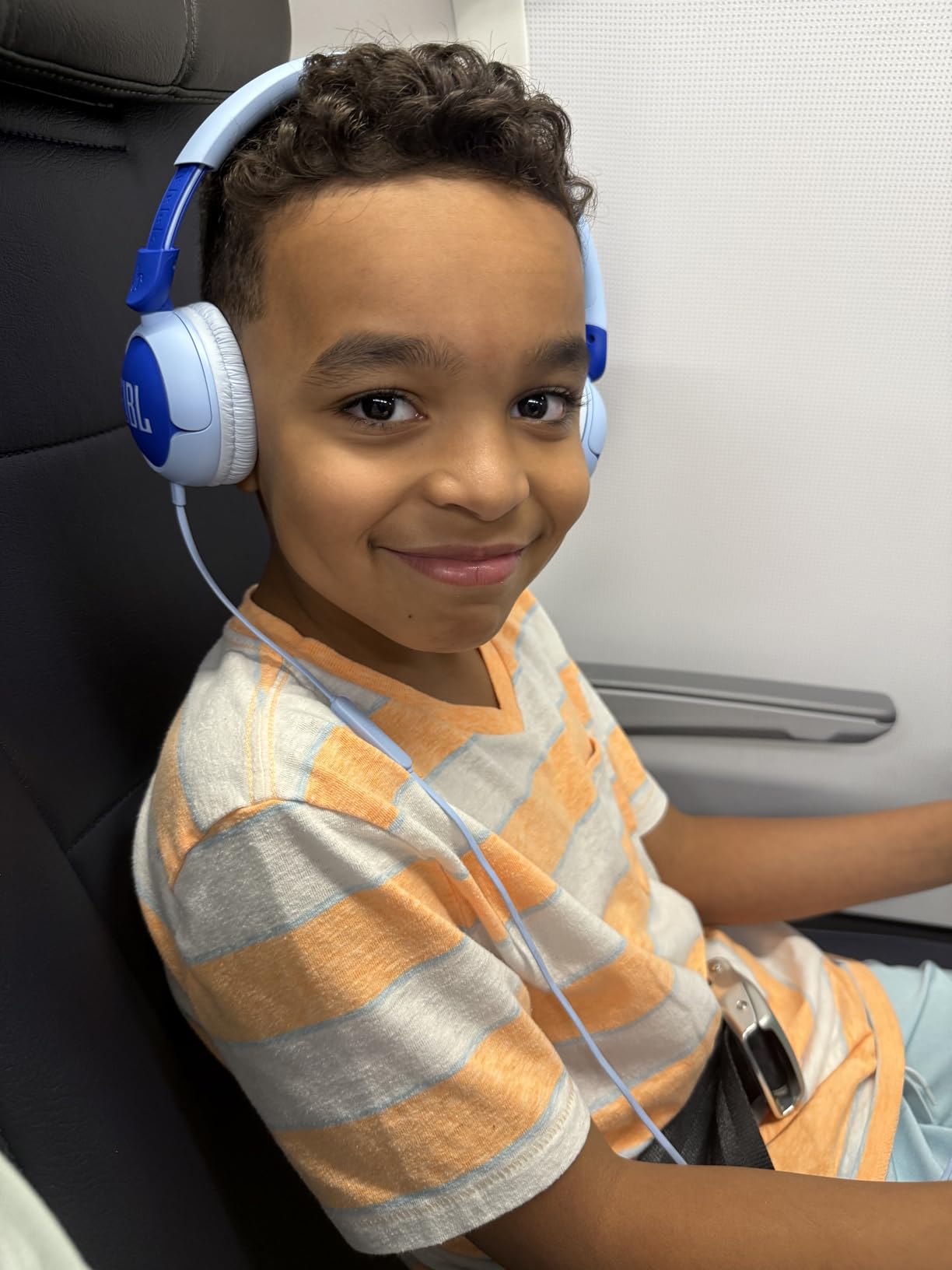 JBL Junior 320 Kids Headphones, Wired, Volume-Limited - Purple | Designed For School And Travel With Built-In Mic, Foldable Design, 3.5Mm Jack, Comfortable Fit And Customizable Stickers customer photo 2