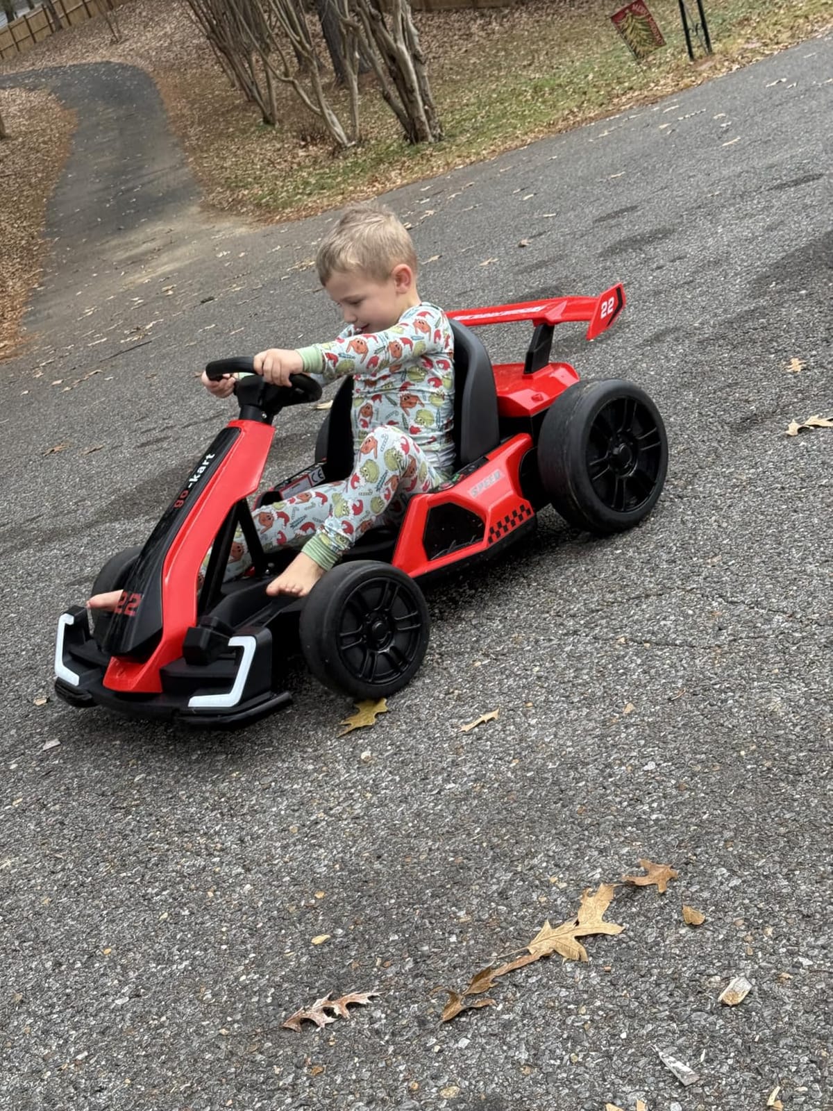 KerryYoo K61 Go Kart Electric Drift Kart with Length Adjustable Seat, 24V Outdoor Ride on Toy with 4 Speed Mode, Crazy Kart for Kids 6-12 Years Old, Fast 300W Motor, 8.5 MPH, Bluetooth - Blue customer photo 2