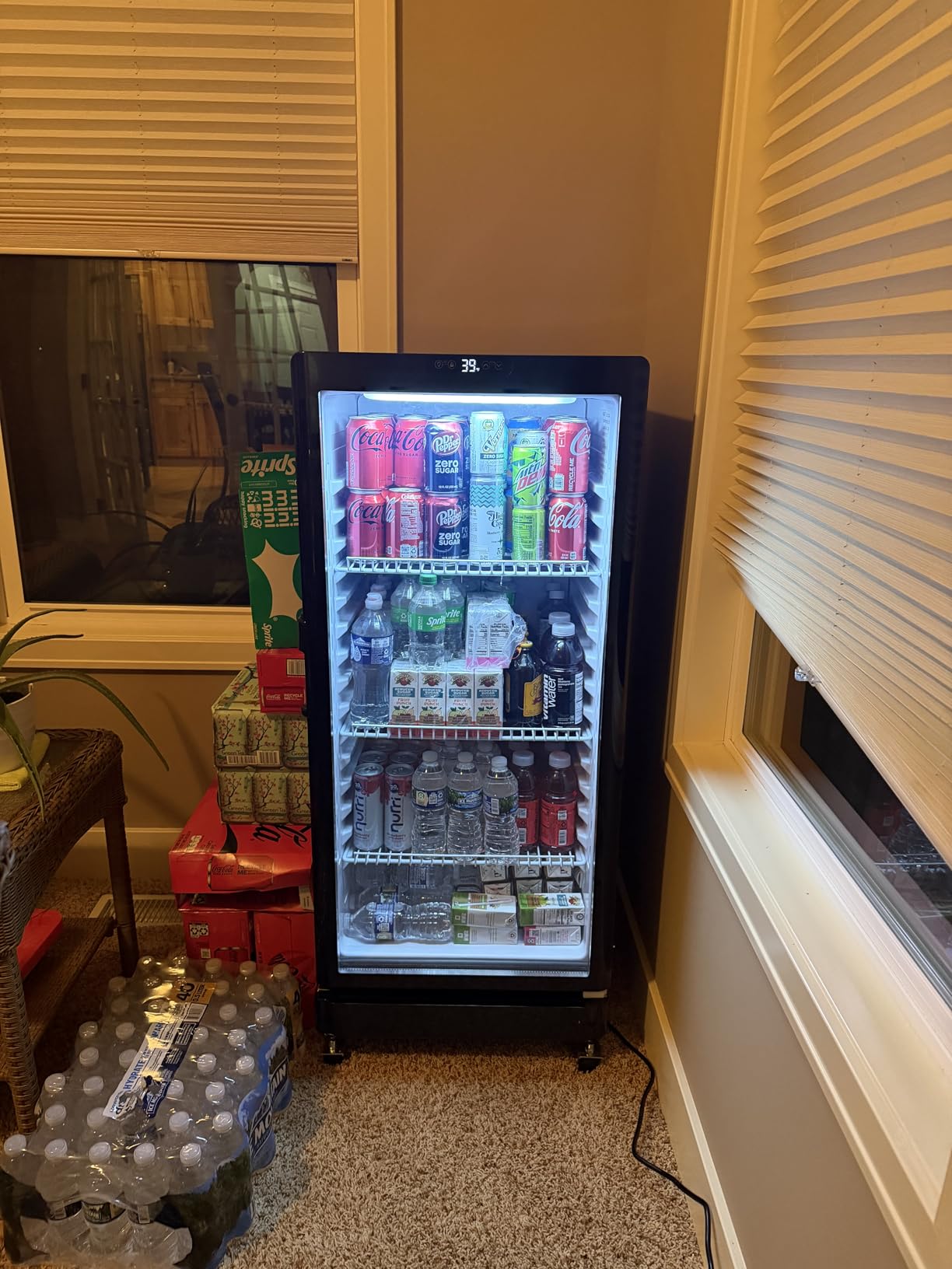6 Cu.Ft Commercial Beverage Fridge with Glass Door | Double-Tempered Glass, Locking Key & LED, Indoor/Outdoor Use, Bar/Office/Restaurant, Adjustable Shelves, Energy Efficient customer photo 1