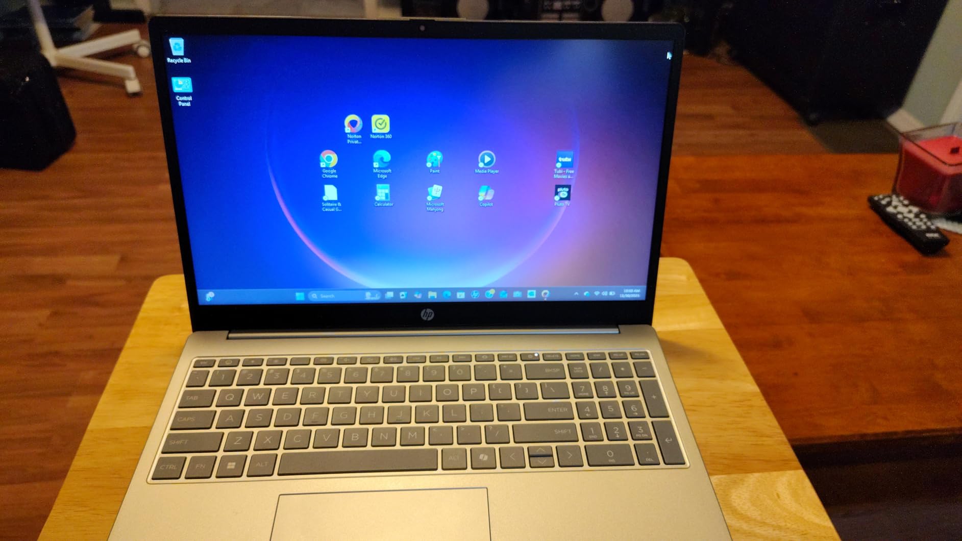 HP 15.6 inch Laptop, HD Touchscreen Display, AMD Ryzen 3 7320U, 8 GB RAM, 128 GB SSD, AMD Radeon Graphics, Windows 11 Home in S Mode, Natural Silver, 15- fc0099nr customer photo 1