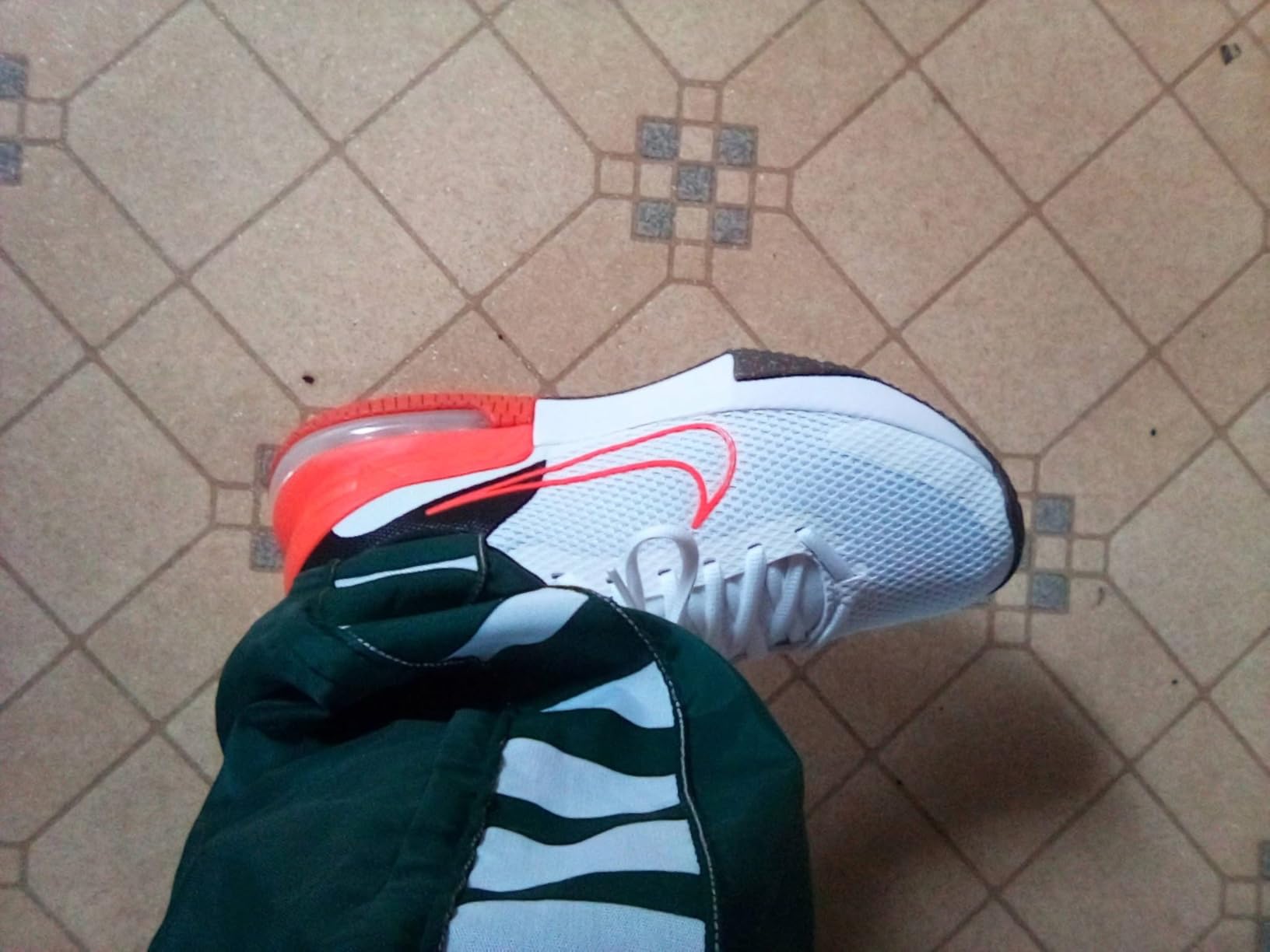 Nike Men's Air Max Alpha Trainer 6 Workout Shoes customer photo 1
