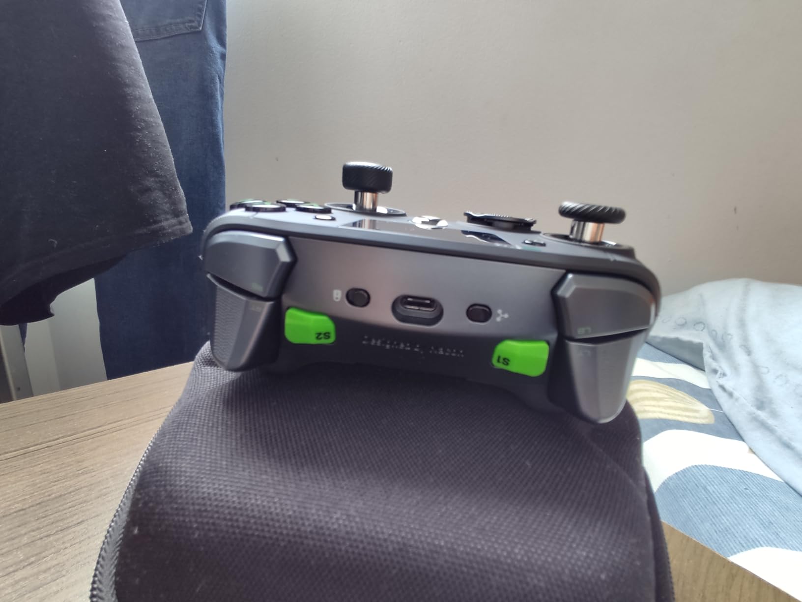 Nacon Revolution X Unlimited Precision Wireless Controller for XBOX and PC | Officially Licensed for XBOX Series X|S - Wired and Wireless - Charging Station customer photo 2