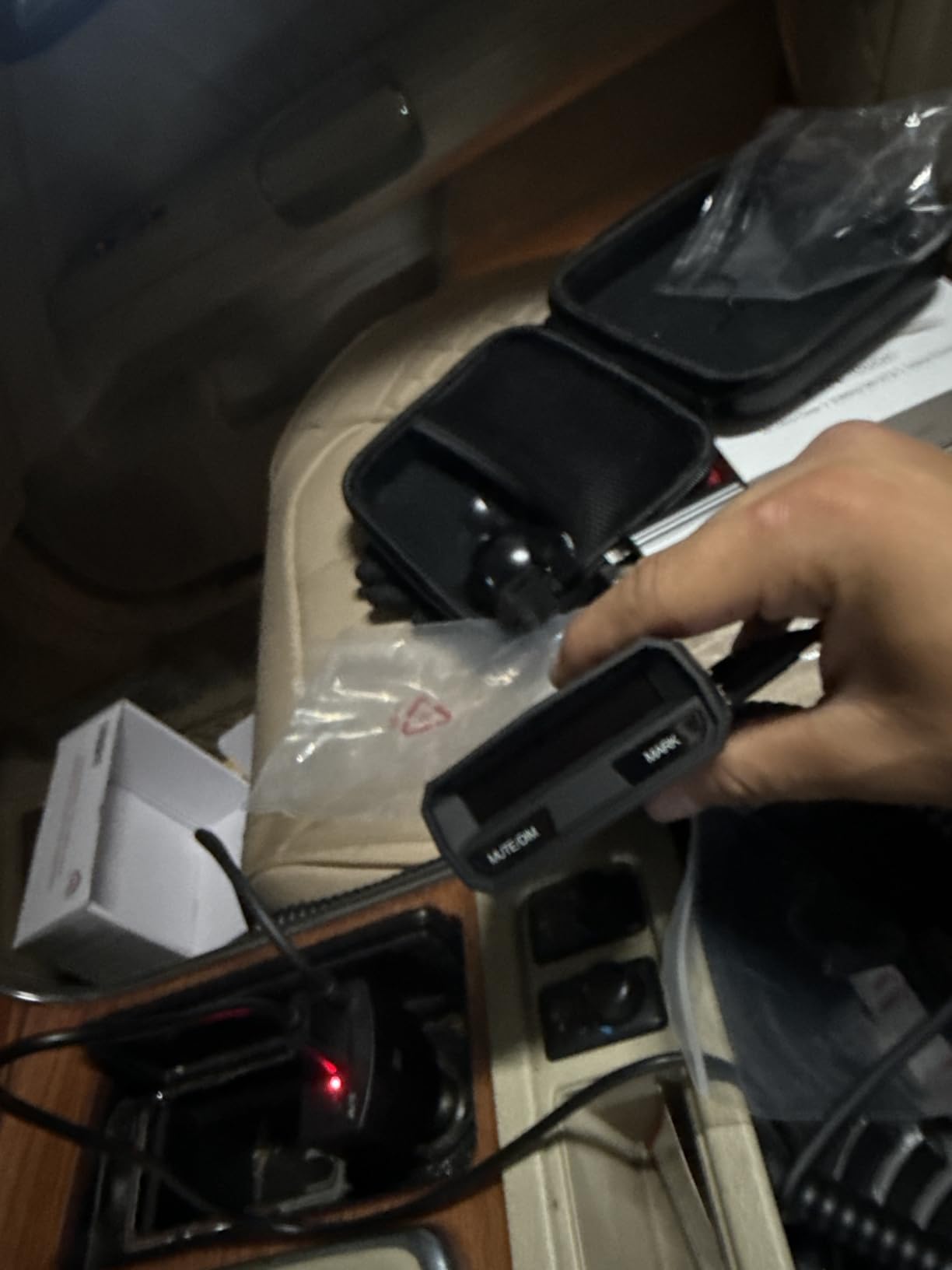 Uniden R4W (new Model) Extreme Long-Range Laser/Radar Detector, Record Shattering Performance, 360 Degree Awareness, Built-in GPS, Wi-Fi, Bluetooth, Voice Alerts, Red Light & Speed Cameras, R/TACH App customer photo 2