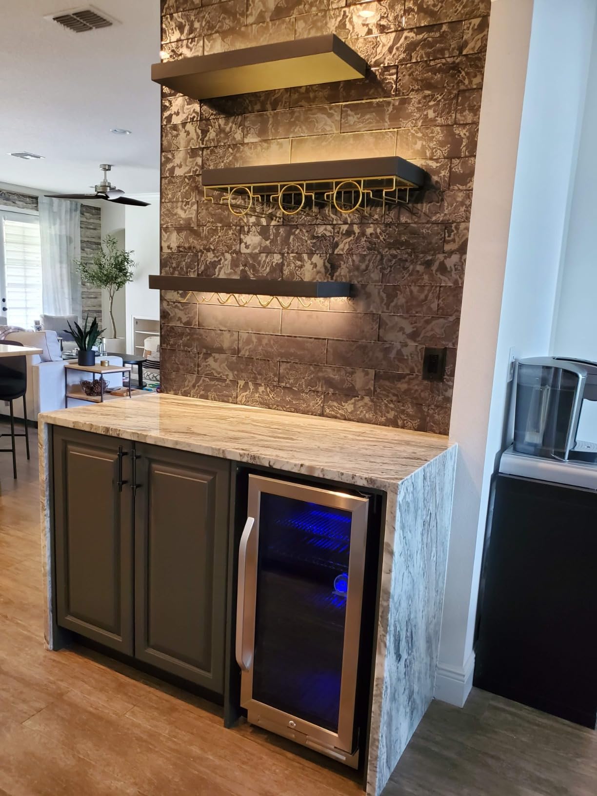 Commercial Beverage Refrigerator, 75