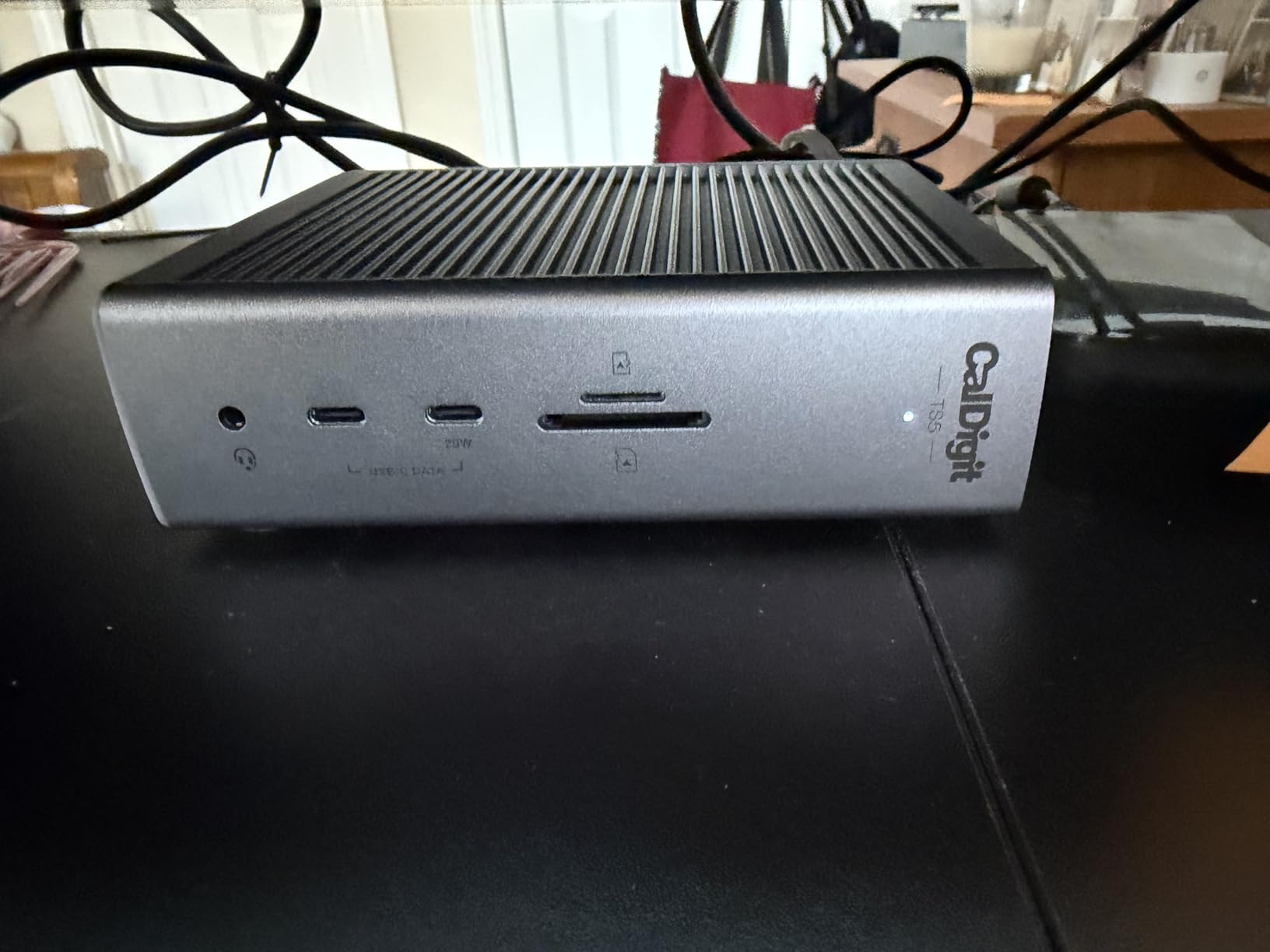 CalDigit TS5 Thunderbolt 5 Dock - 15 Port, 140W Charging, 80Gb/s TBT 5 x 4, USB-C 10Gb x 3, USB-A x2, 2.5Gb Ethernet, Dual 8K@60Hz Displays, SD & microSD UHS-II, 1m Braided Cable, Space Gray 240W PSU customer photo 2
