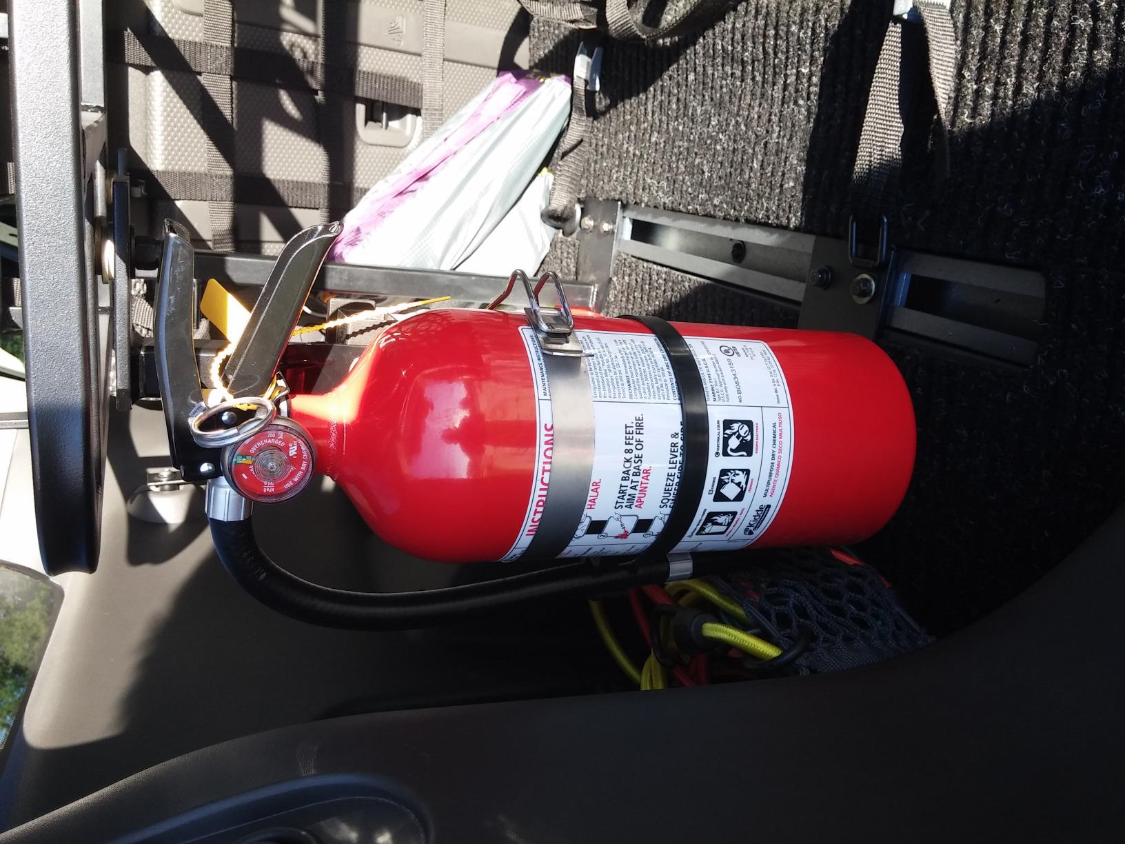Kidde Pro 210 Commercial Fire Extinguisher, 2-A:10-B:C, PRO-4MP-1, 1 Pack | Rechargeable and Reusable Extinguisher for Small to Medium Common, Flammable Liquid, & Electrical Fires, 4 lb. Dry Chemical customer photo 2