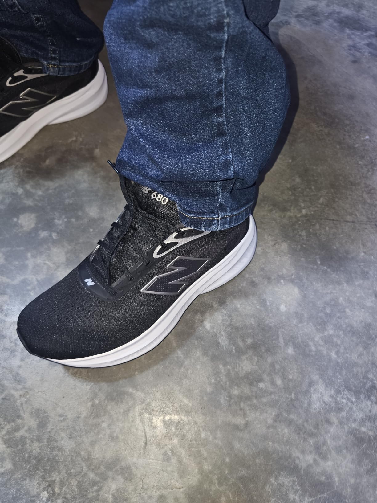 New Balance Men's Fresh Foam 680 V8 Waterproof Running Shoes customer photo 1