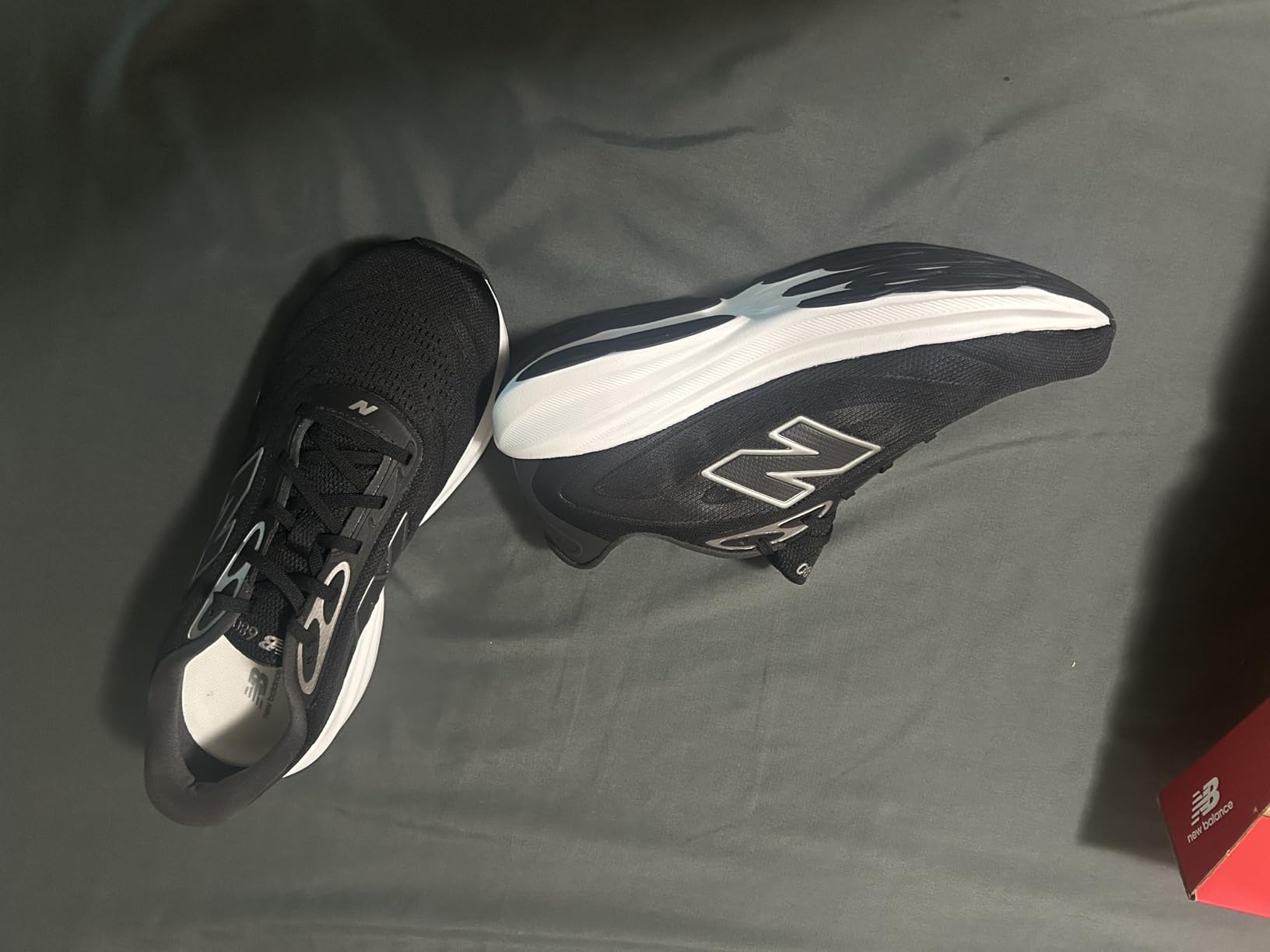 New Balance Men's Fresh Foam 680 V8 Waterproof Running Shoes customer photo 2