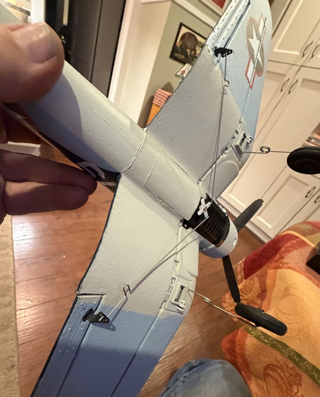Volantexrc F4U Corsair RC Plane for Adult, Brushless Power, Wingspan 500mm | Classic Warbird Model,4 Channel RTF RC Airplane with 6-Axis Gyro,One-Key Aerobatic, 3 Batteries Included, Ideal Park Flyer customer photo 2
