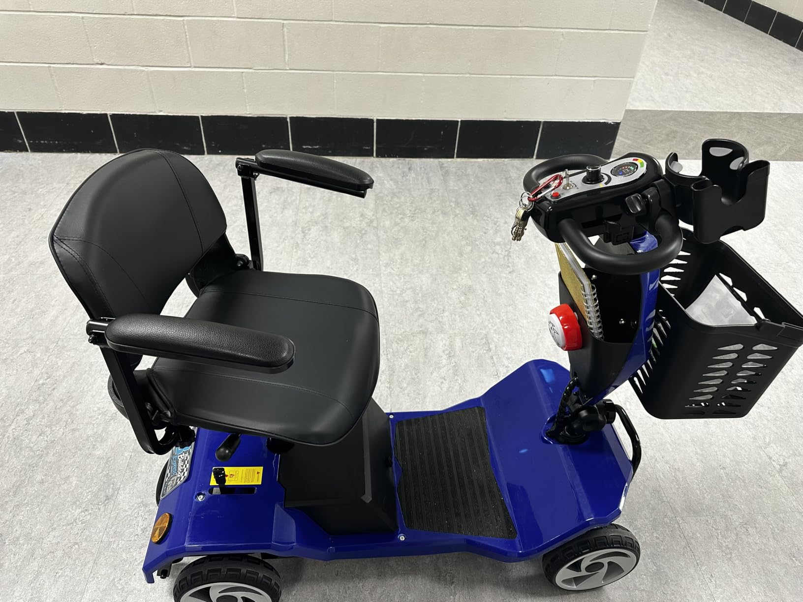 Foldable Mobility Scooters for Seniors, FSA&HSA Eligible, 330LBS Capacity, Red Powered Electric Mobility Scooters, 4 Wheel Lightweight Mobility Scooters for Adults, Folding Travel Motorized Scooter customer photo 1