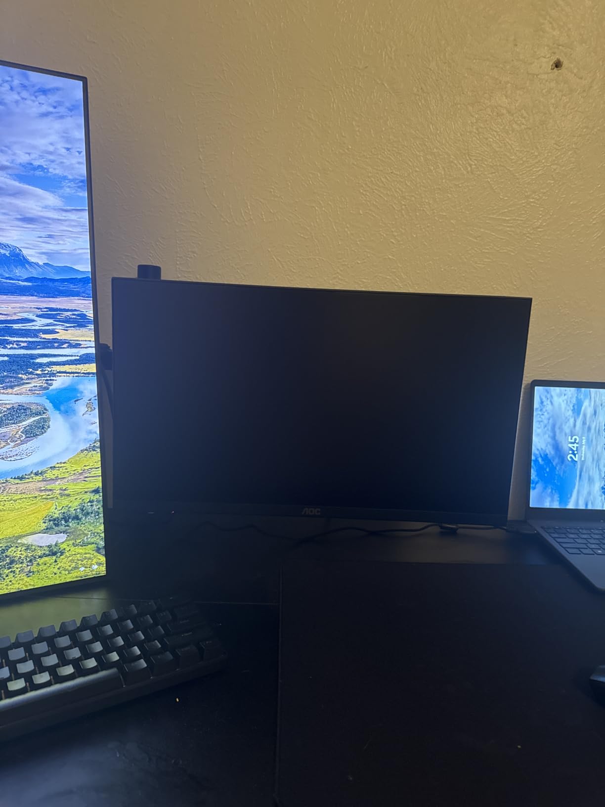 AOC 27 Inch Computer Monitor FHD 120Hz Fast IPS HDR, 27B35H3 | 1920×1080 LED Monitor, 1ms MPRT, Adaptive Sync, HDMI 1.4, VGA, VESA, Tilt Adjust, Eco-Friendly, Flicker-Free, Low Blue Light customer photo 1