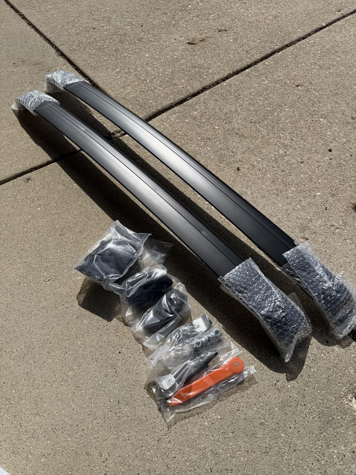 2PCS Cross Bar fit for Tesla Model Y 2020-2025 & Juniper 2025-2026 Anti-Theft Lockable Roof Racks for Model Y Rooftop Luggage Cargo Carrier Heavy Duty Aluminum No-Drill Install for Model Y Crossbars customer photo 2