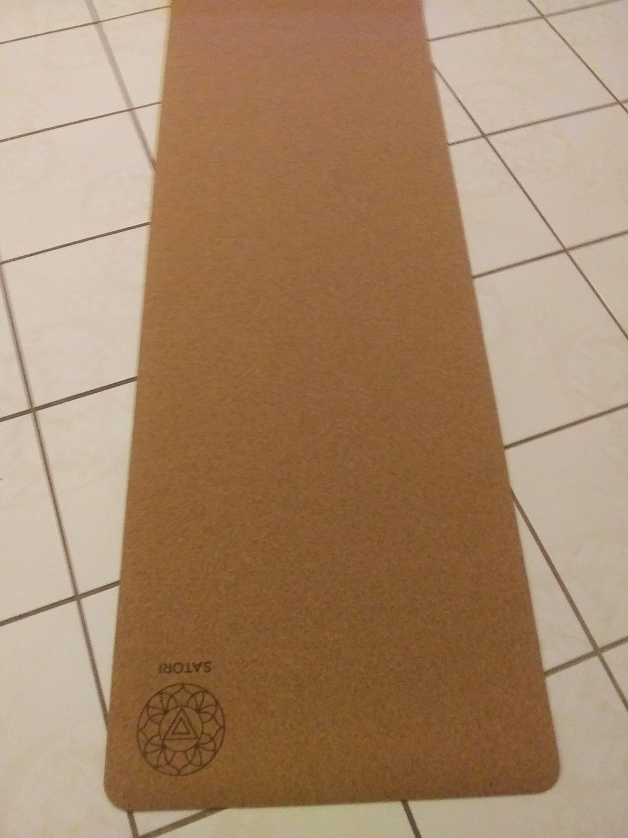 Cork Yoga Mat with Natural Rubber Base, Extra Size, Thickness and Support, Excellent Cushion & Grip, Non-Slip, Non-Toxic, Sweat-Resistant, Sustainable, Eco-friendly Exercise Mat customer photo 2