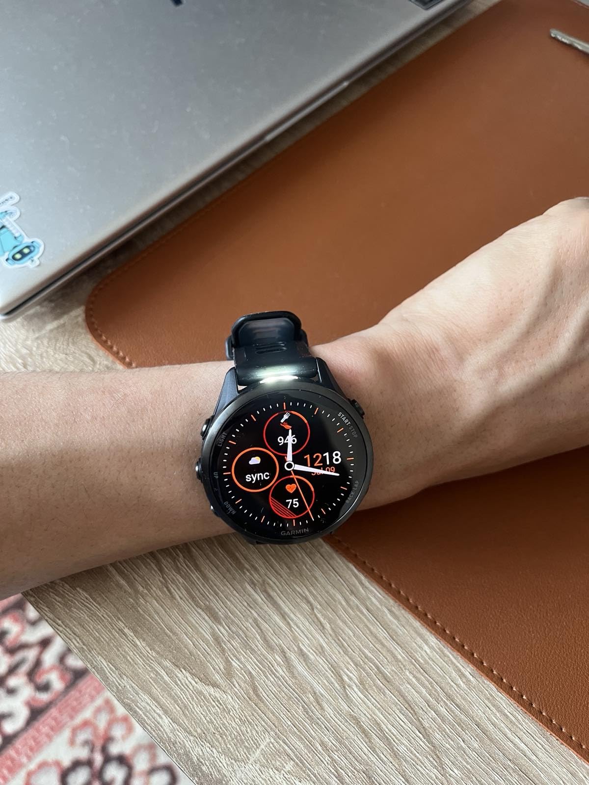 Forerunner® 970, 47mm, Carbon Gray DLC Titanium, Black/Whitestone | Premium GPS Running & Triathlong Smartwatch, AMOLED Display, Built-In Flashlight, Enhanced Navigation customer photo 2