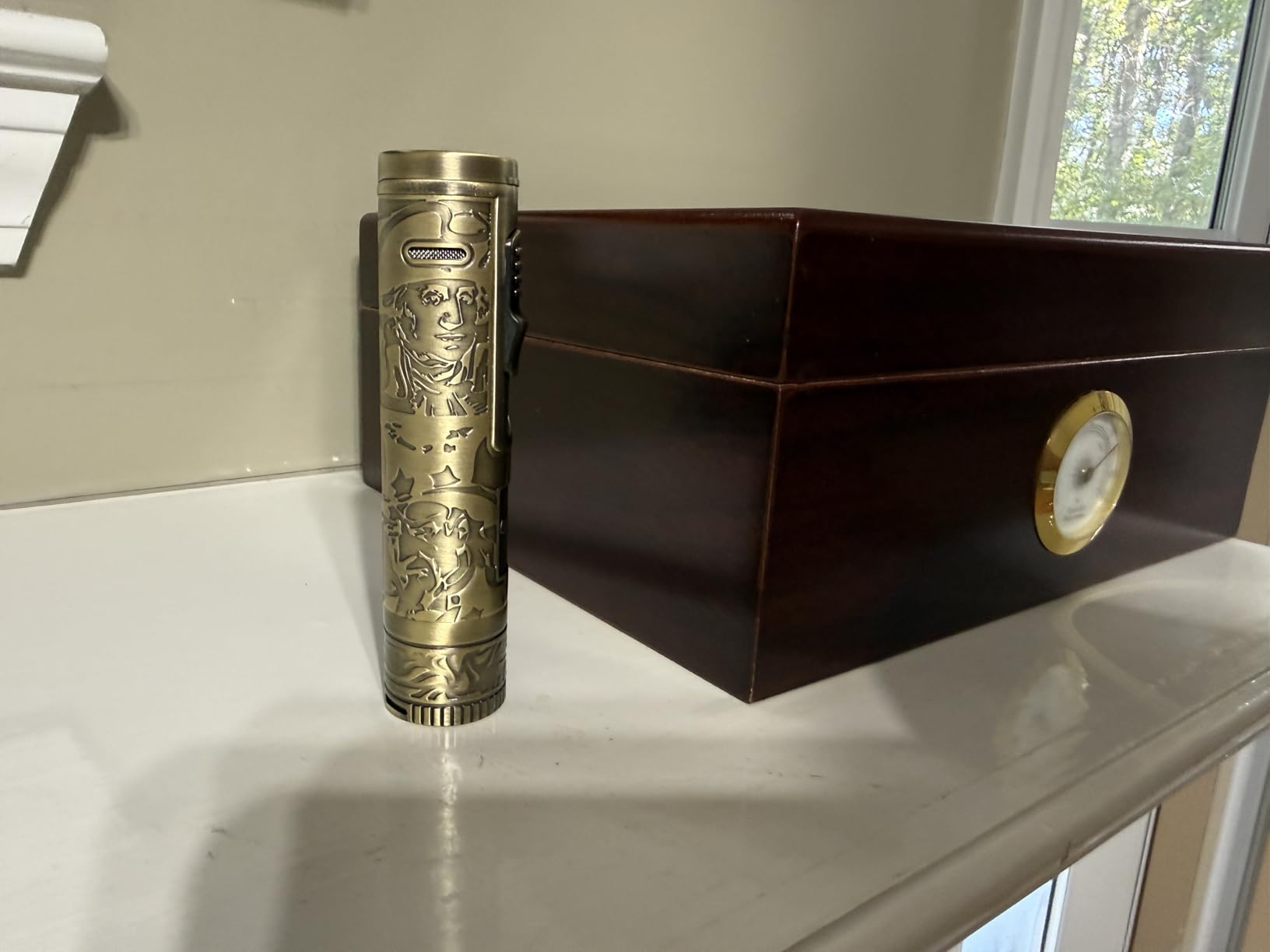 XIFEI Torch Lighter, 4-in-1 Cigar Lighter with Jet Flame, Punch, Holder, Draw Enhancer, Windproof Refillable Butane Lighters, Multi-Functional Cigar Accessories Gift for Men (Bronze) customer photo 1