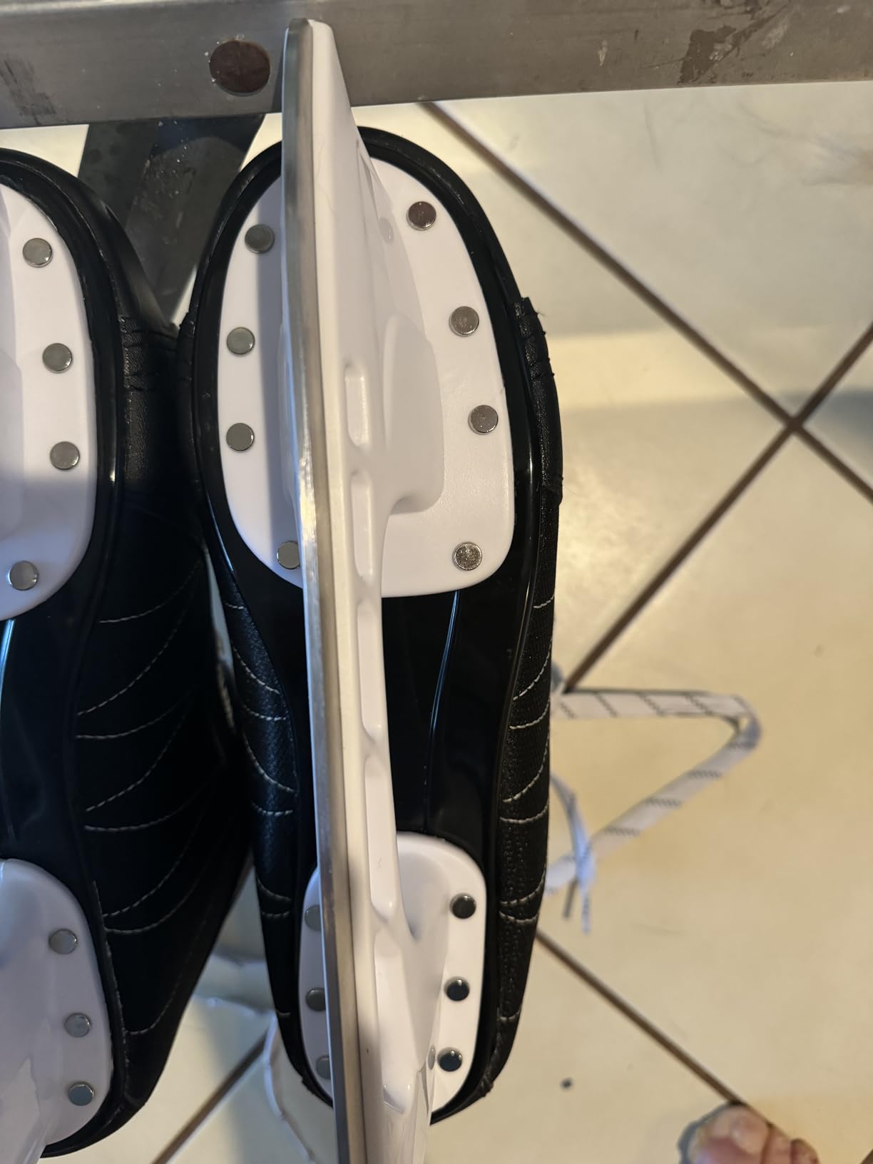 5th Element Stealth Men's Recreational Ice Hockey Skates - True-to-Size customer photo 1