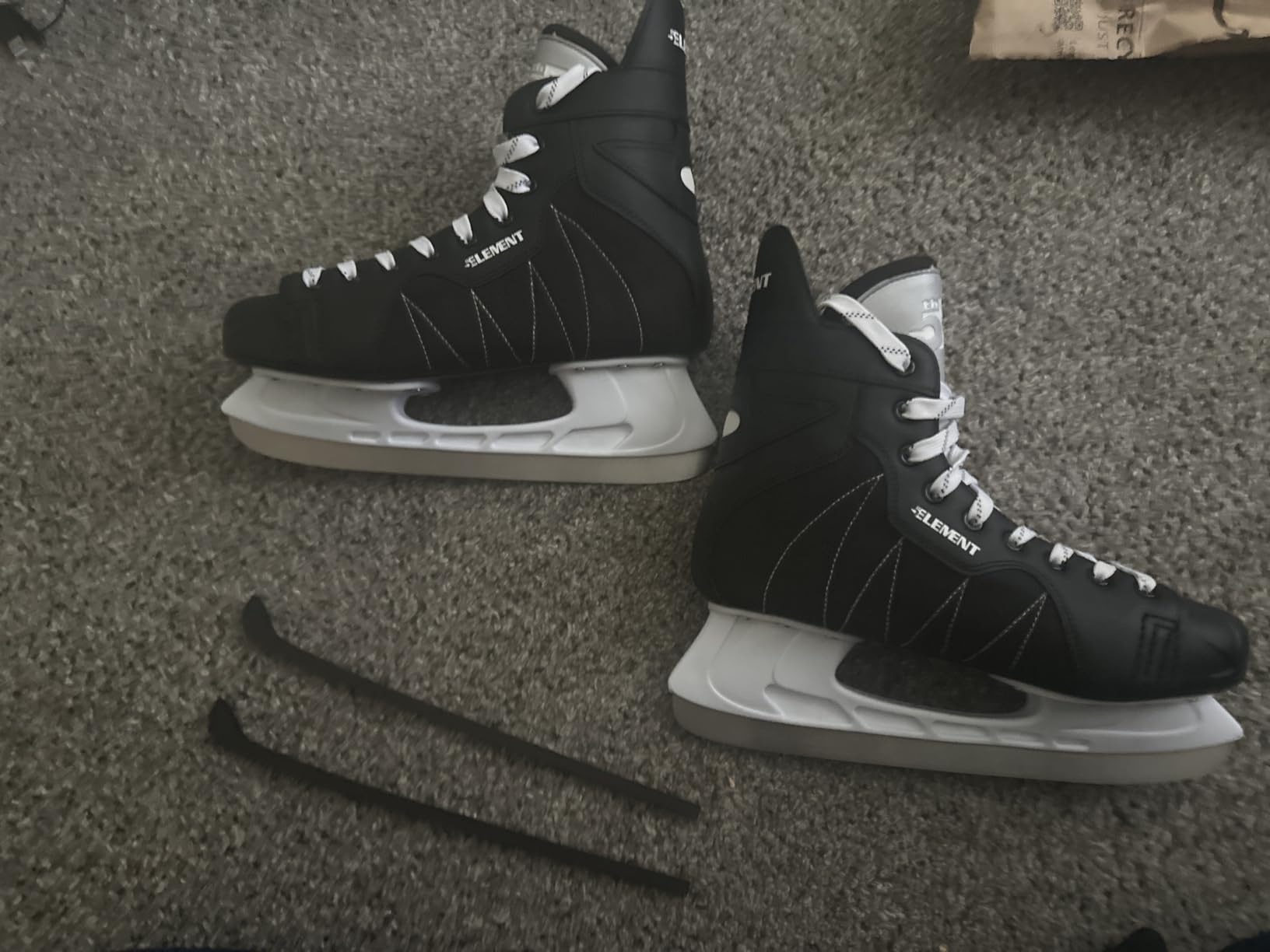 5th Element Stealth Men's Recreational Ice Hockey Skates - True-to-Size customer photo 2