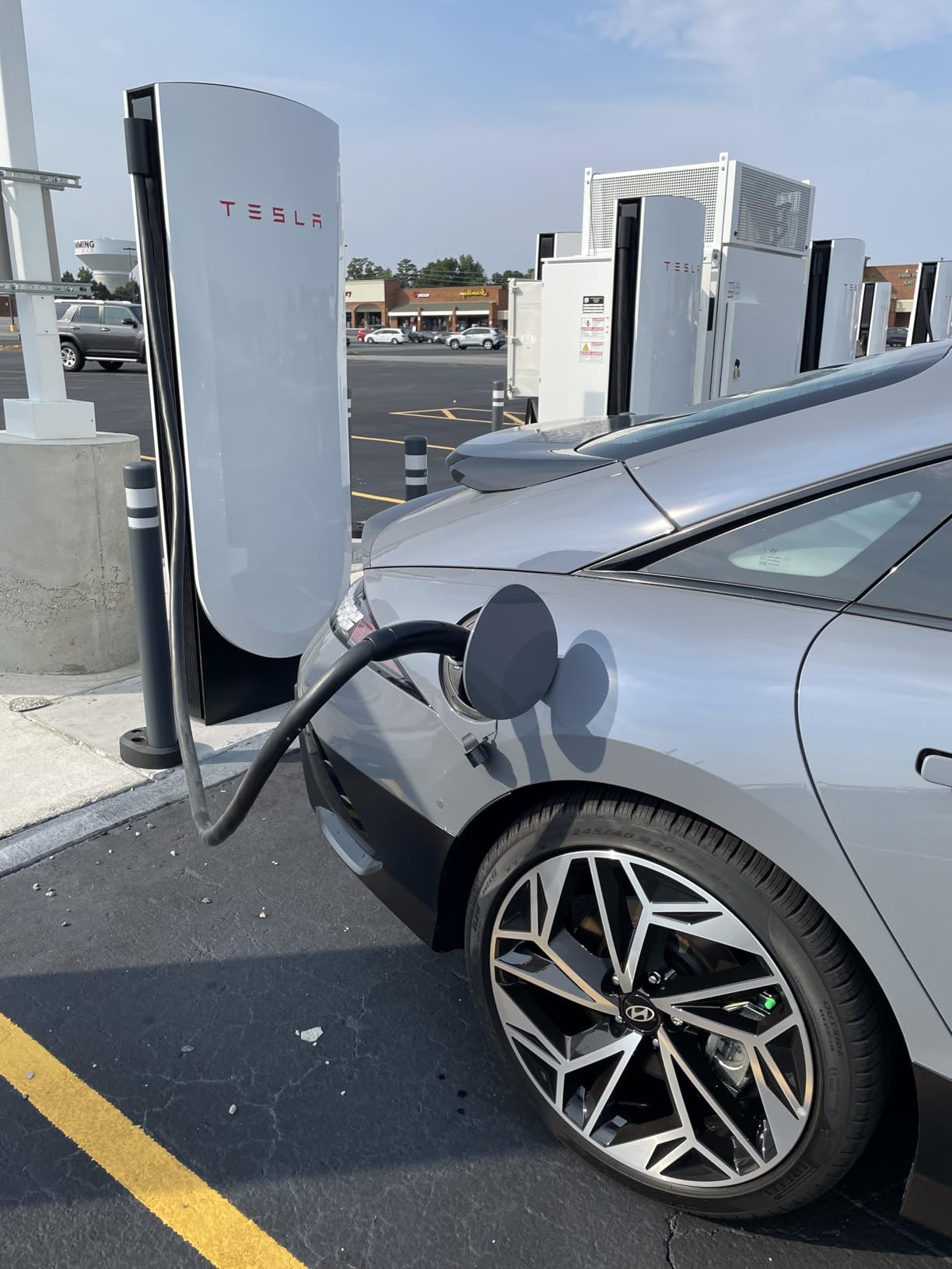 Lectron NACS to CCS Electric Vehicle Adapter with Interlock - (500A/1,000V) - Compatible with Tesla Superchargers - CCS1 EV Fast Charging with Vortex Plus [Check Automaker for Compatibility] - UL 2252 customer photo 1