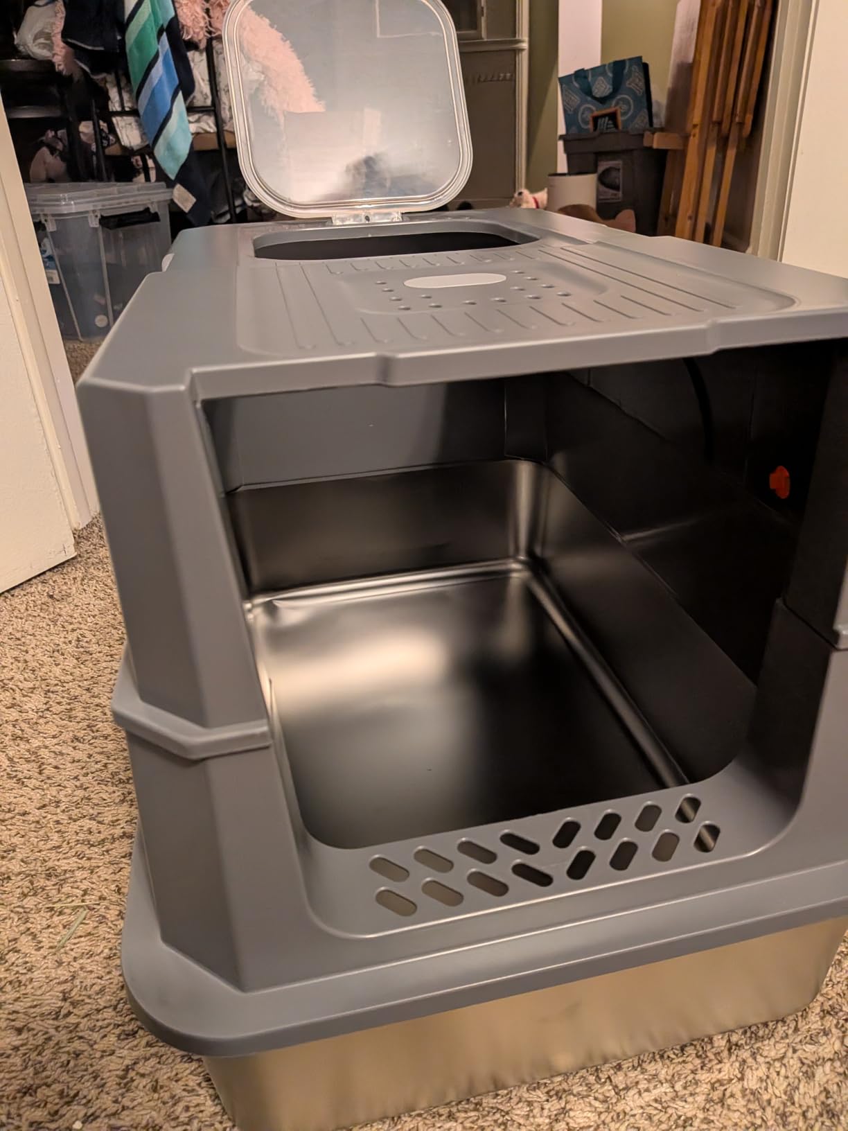 FURTIME Stainless Steel Litter Box with Lid, Large Enclosed Cat Litter Box for Big Cats, Metal Cat Box with High Sided Enclosure & Scoop, Front & Top Entry, Odor Free, Anti-Leakage, Grey customer photo 2