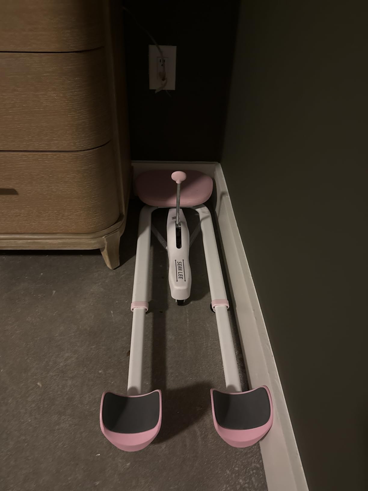 Split Machine, Leg Stretcher Machine to Improve Flexibility and Quality of Stretching, Equipment Suitable for Ballet, Cheerleading Dance, Gymnastics and Other Sports customer photo 1