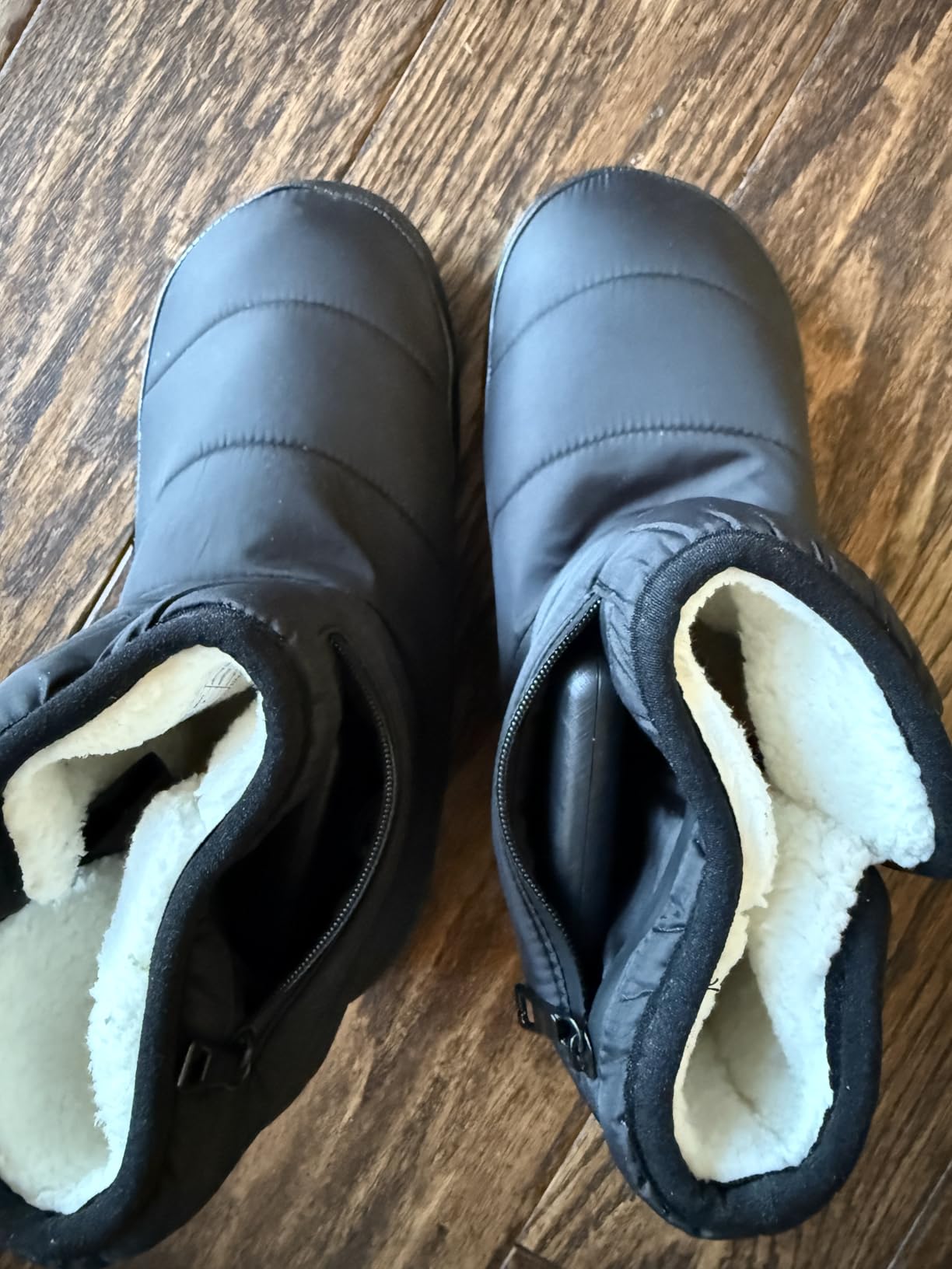 Dr.Warm Heated Slipper Boots for Women Men, Rechargeable Battery Winter Ankle Booties with Cozy Faux Shearling Lining, Non-Slip Soles for Indoor/Outdoor Warmth customer photo 1