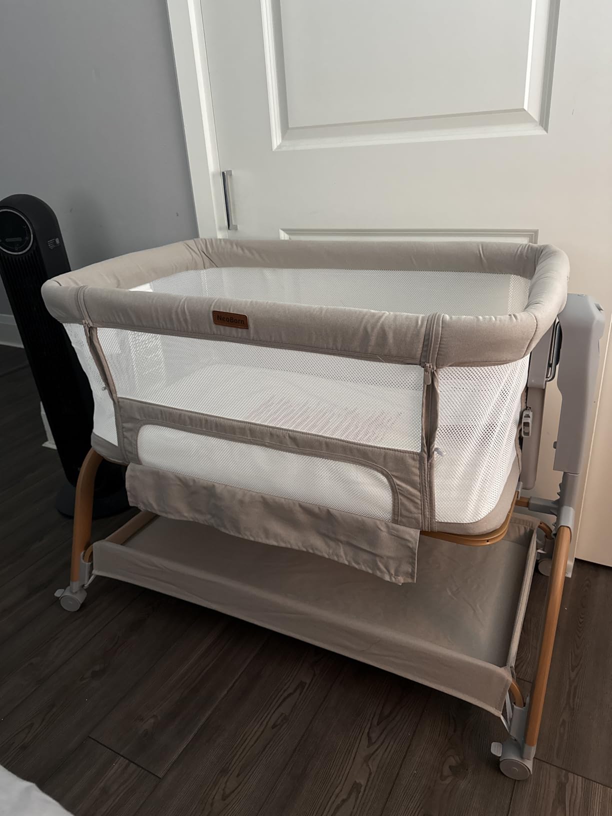 NeoBorn 3-in-1 Baby Bassinet, Rocking Bedside Bassinet with Full Mesh | Anti-Reflux Comfort, Sturdy Wide Base, Height Adjustments, with Comfy Mattress, Waterproof Sheet & Wheels for Newborns customer photo 1