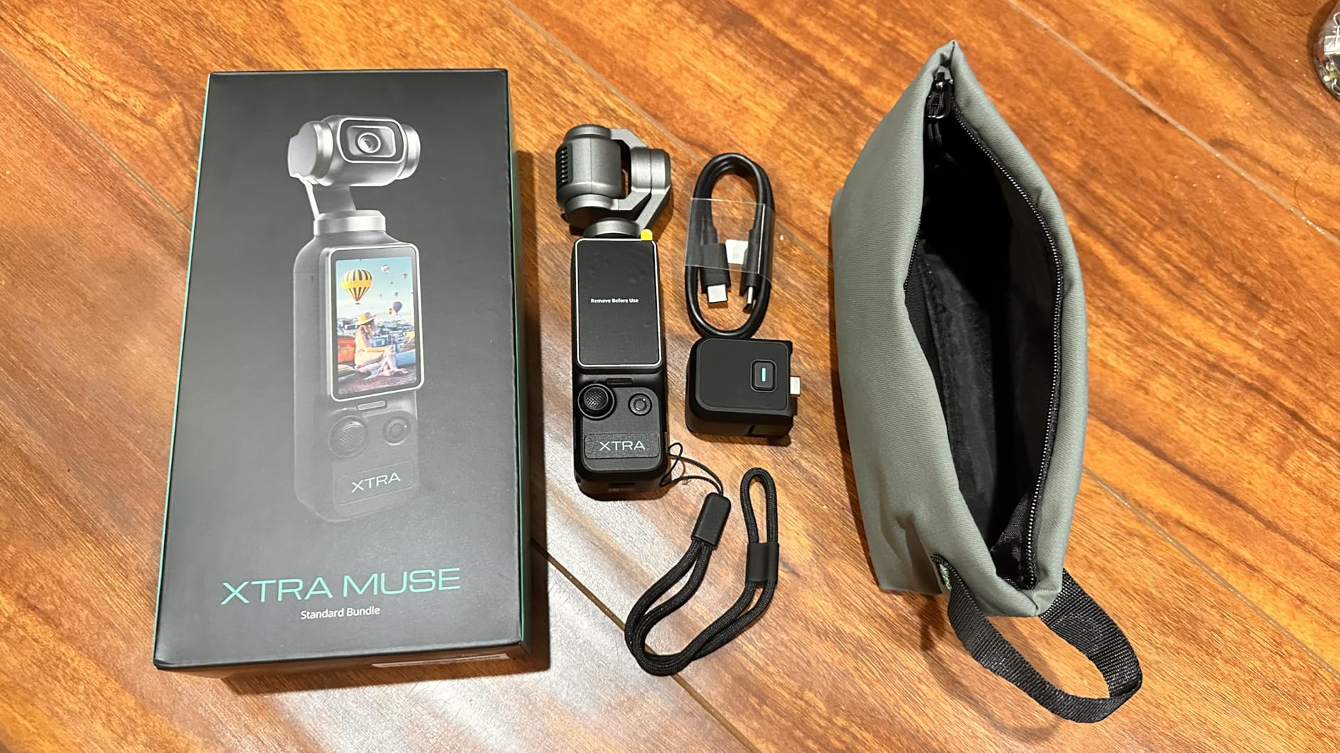 Xtra Muse, Vlogging Camera with 1'' CMOS & 4K/120fps Videos, Pocket Camera with 3-Axis Gimbal Stabilizer, Fast Focusing, Face/Object Tracking, Digital Video Camera for Photography, Digital Camera customer photo 2