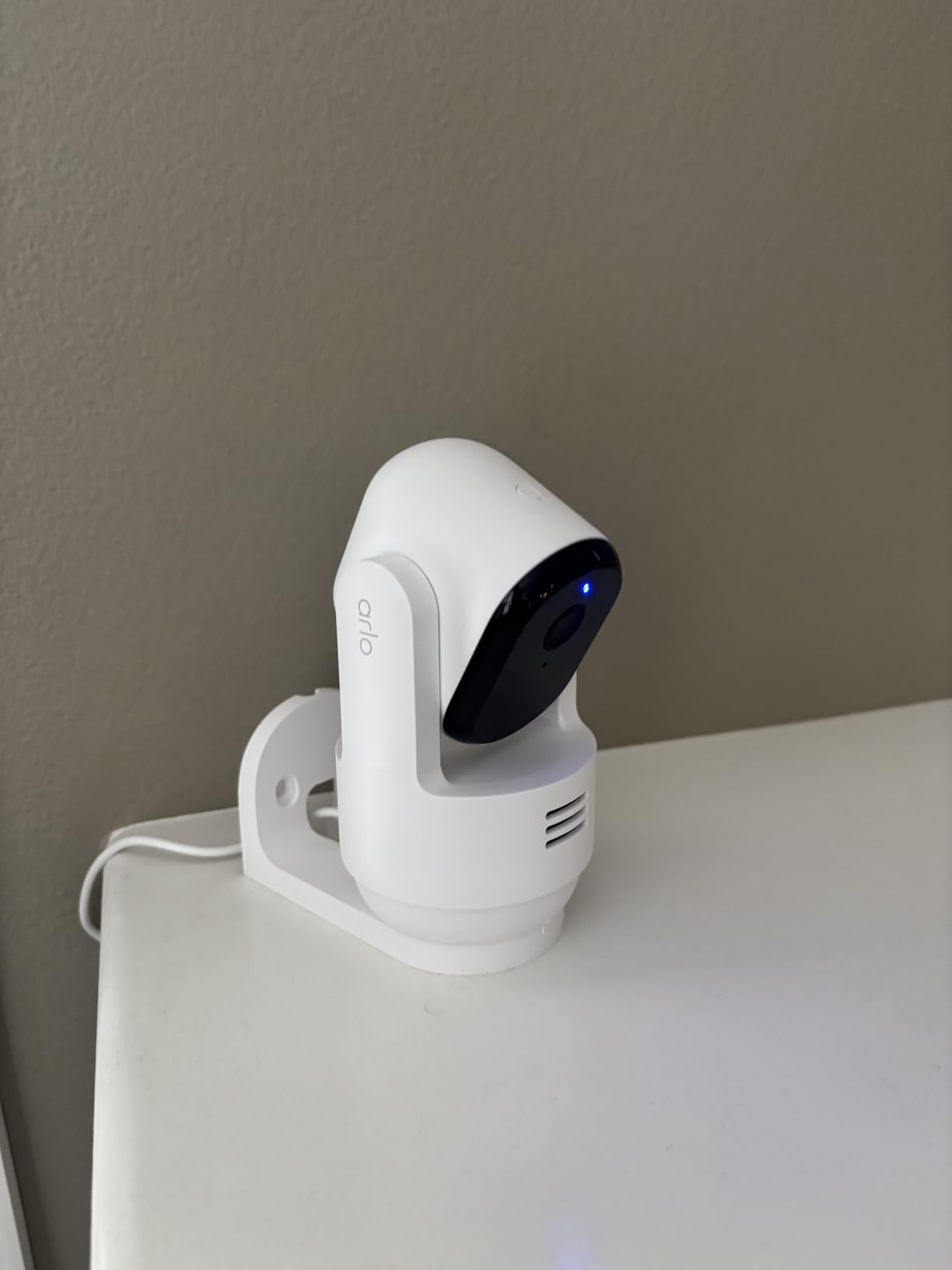 Arlo Essential Indoor Pan Tilt Zoom Security Camera 2K Wired - 2-Cam | 360° pan & 180° tilt; 2K pet camera; Auto motion tracking; Animal & sound detection; Animated preview; 1-mo Secure plan incl customer photo 2