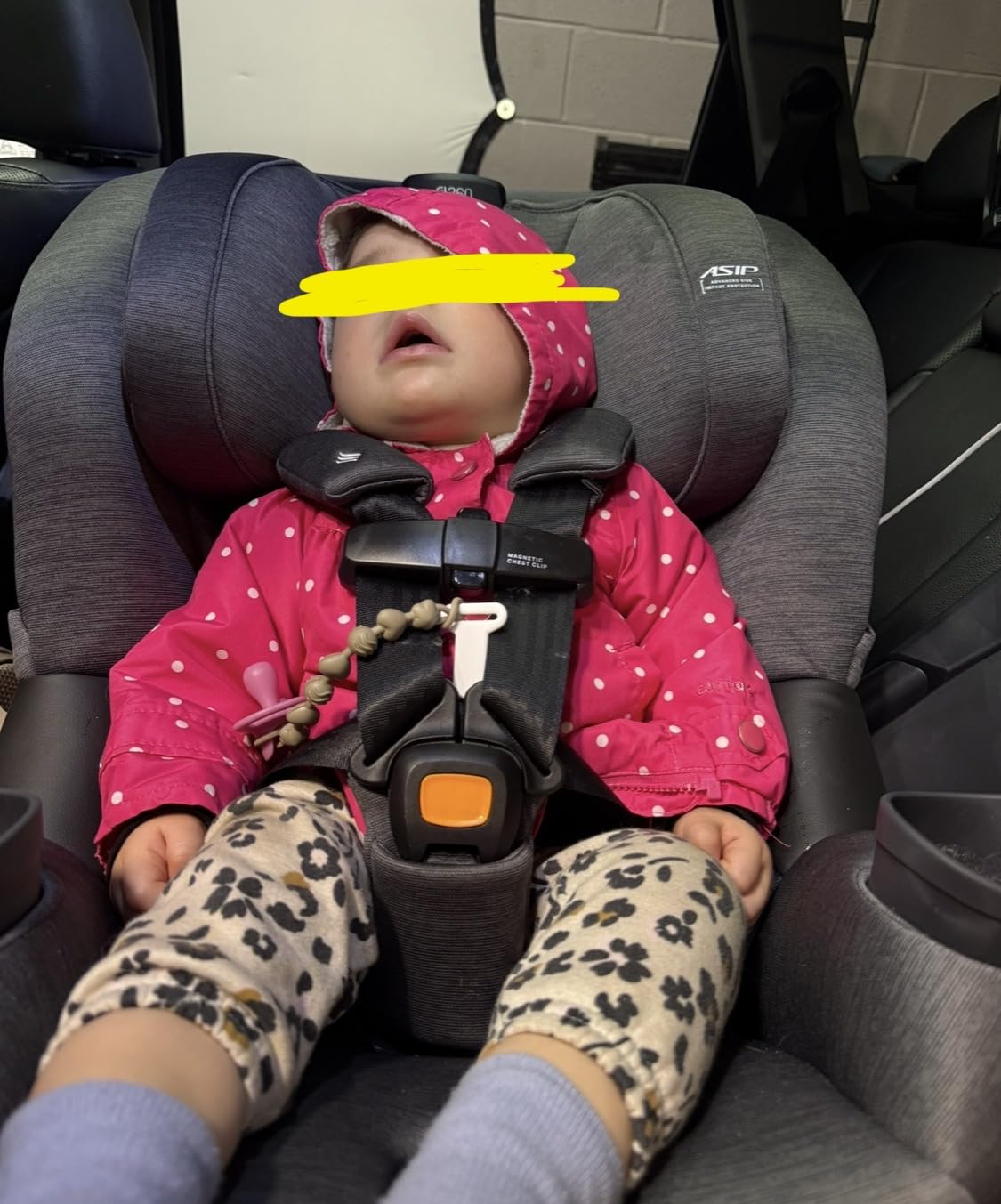 Chicco Fit360 Rotating Convertible Car Seat, 360 Degree Rotation, LeverLock, Carbon/Grey, ClearTex, GREENGUARD Gold, 4-40 lbs rear-facing, ASIP, magnetic chest clip customer photo 1
