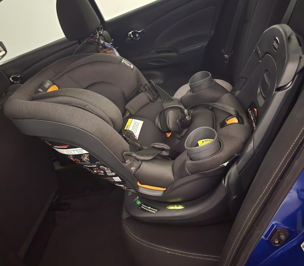Chicco Fit360 Rotating Convertible Car Seat, 360 Degree Rotation, LeverLock, Carbon/Grey, ClearTex, GREENGUARD Gold, 4-40 lbs rear-facing, ASIP, magnetic chest clip customer photo 2