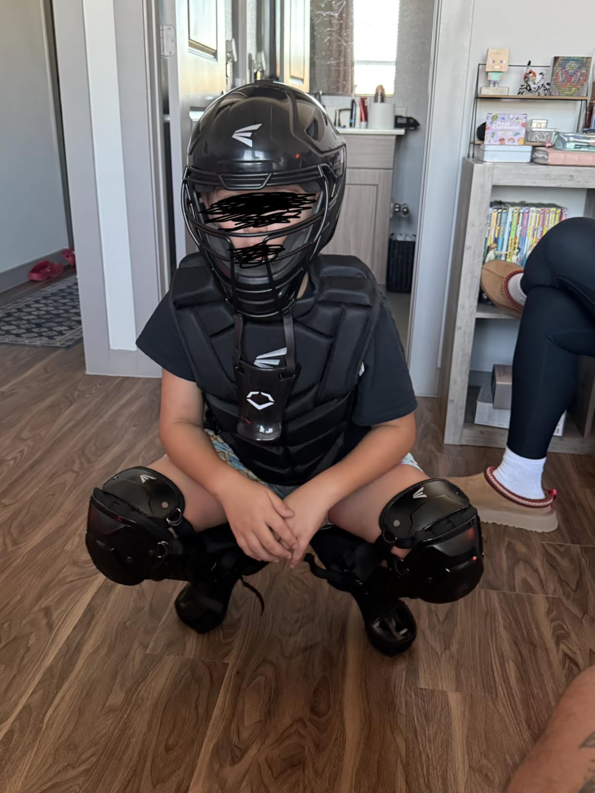 Easton Black Magic 3.0 Youth Baseball Catcher Gear Set customer photo 2